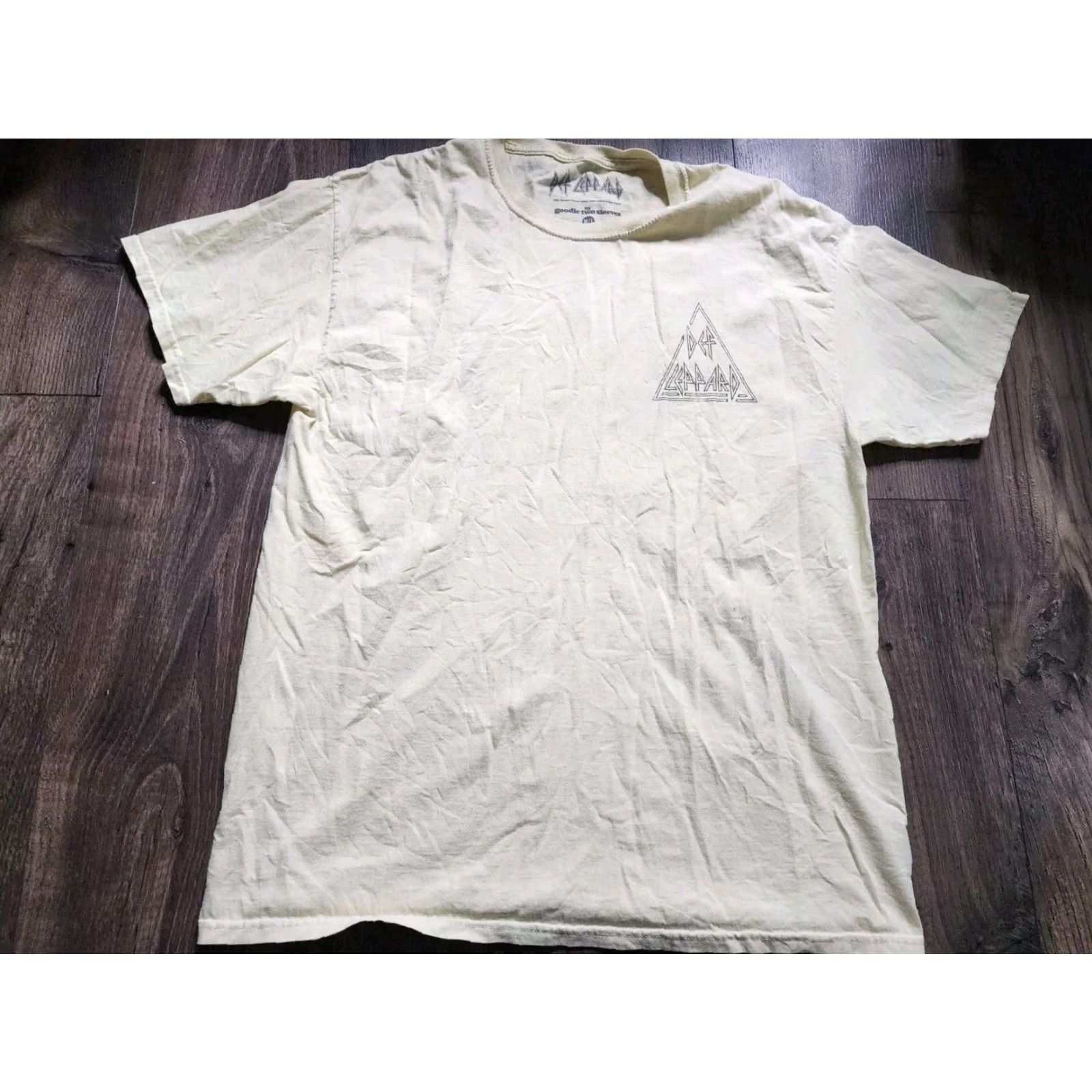 Vintage VINTAGE Band T-Shirt Men's L Def Leppard High N Dry Cotton Crew Neck Short Sleeve Double-Sided Yellow Music 80s Mens Size US L / EU 52-54 / 3 - 4 Thumbnail