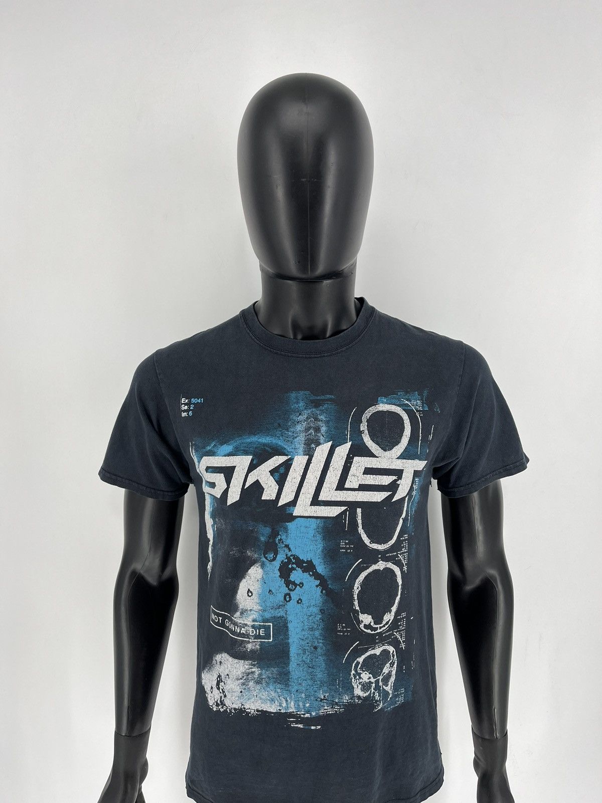 Band Tees Vintage Y2K Skillet Not Gonna Die Shirt Metal Rock Band Tee Size US S / EU 44-46 / 1 - 5 Thumbnail