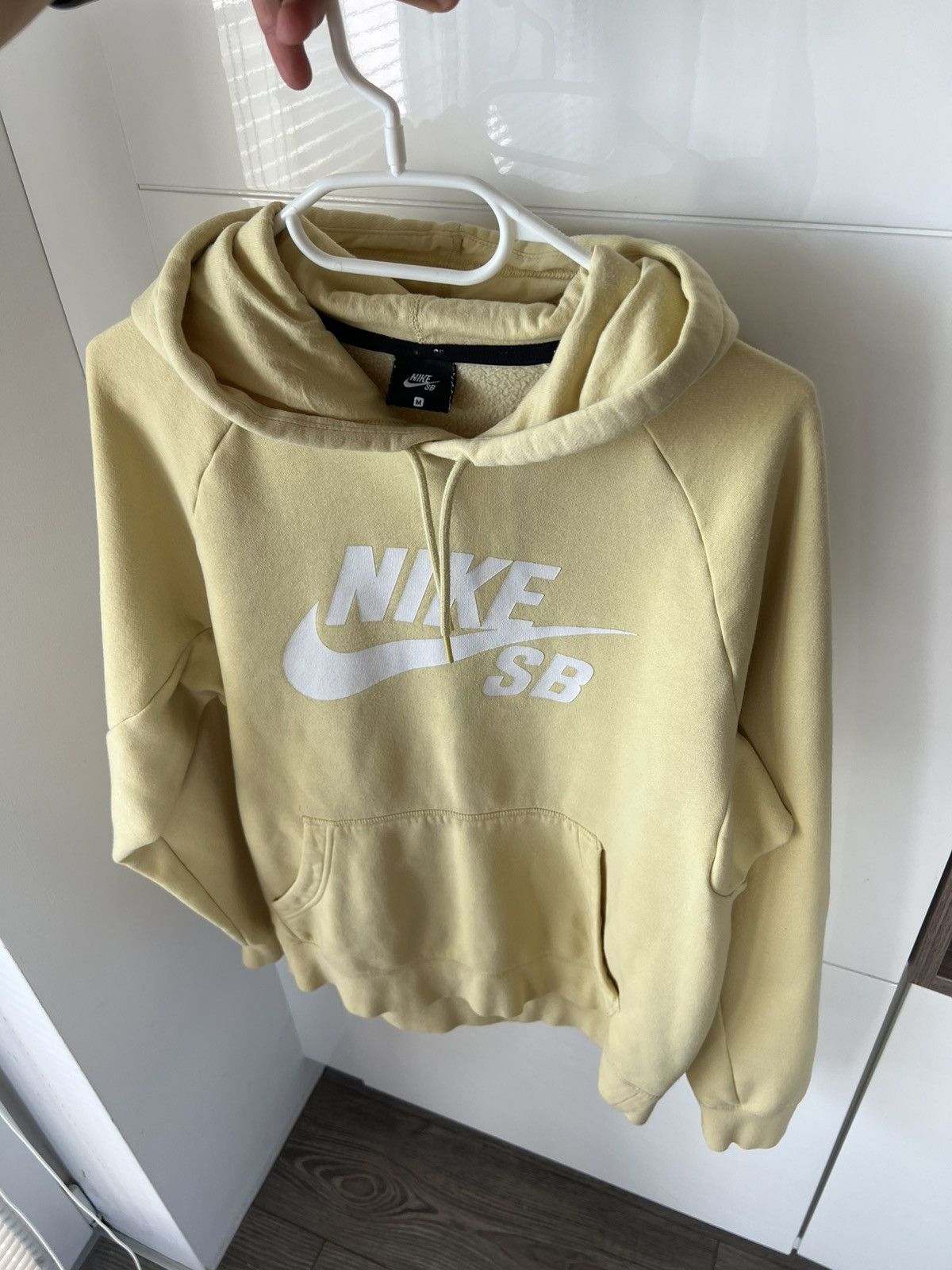 Nike SB Nike SB Professional Skate Style Big Logo Lemon Hoodie Size US M / EU 48-50 / 2 - 8 Thumbnail