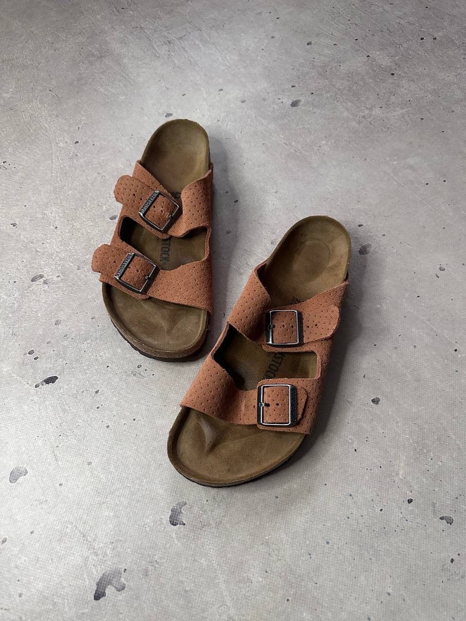 Birkenstock Birkenstock Arizona Suede Leather Sandals Brown Size 42 US 9 Size US 9 / EU 42 - 2 Thumbnail