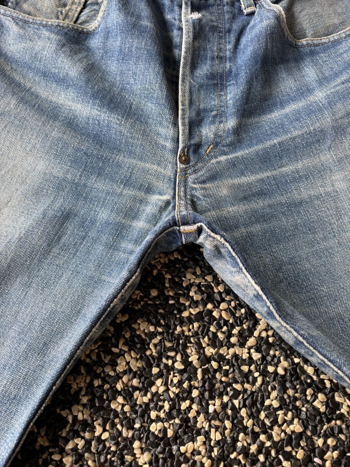 Levi's Vintage Levi’s Big E Lot 701 XX Buckle Belt Selvedge Jeans Size US 32 / EU 48 - 8 Thumbnail