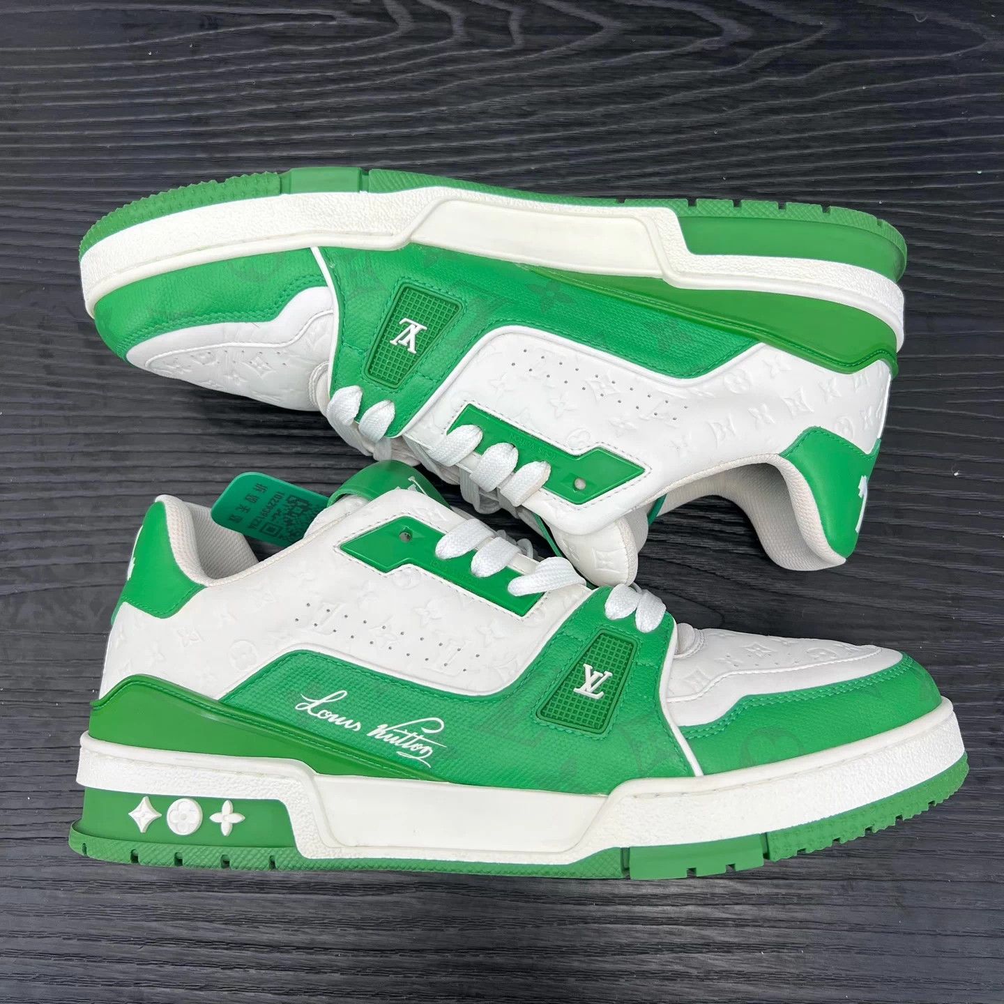 Louis Vuitton LV Trainer White Green Embossed 7.5/41.5 Like New Size US 8.5 / EU 41-42 - 7 Thumbnail