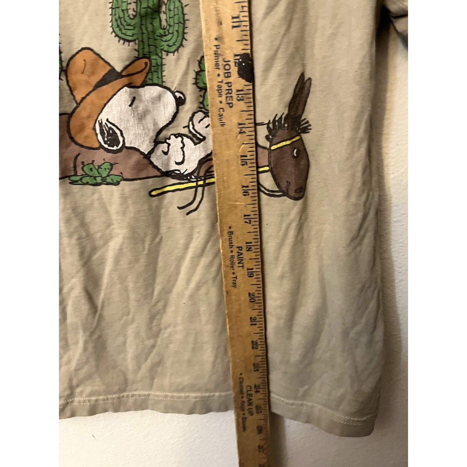 Gap GAP Tan Relaxed Snoopy Graphic Tee Mens Shirt Small S Beige Short Sleeve Size US S / EU 44-46 / 1 - 6 Thumbnail