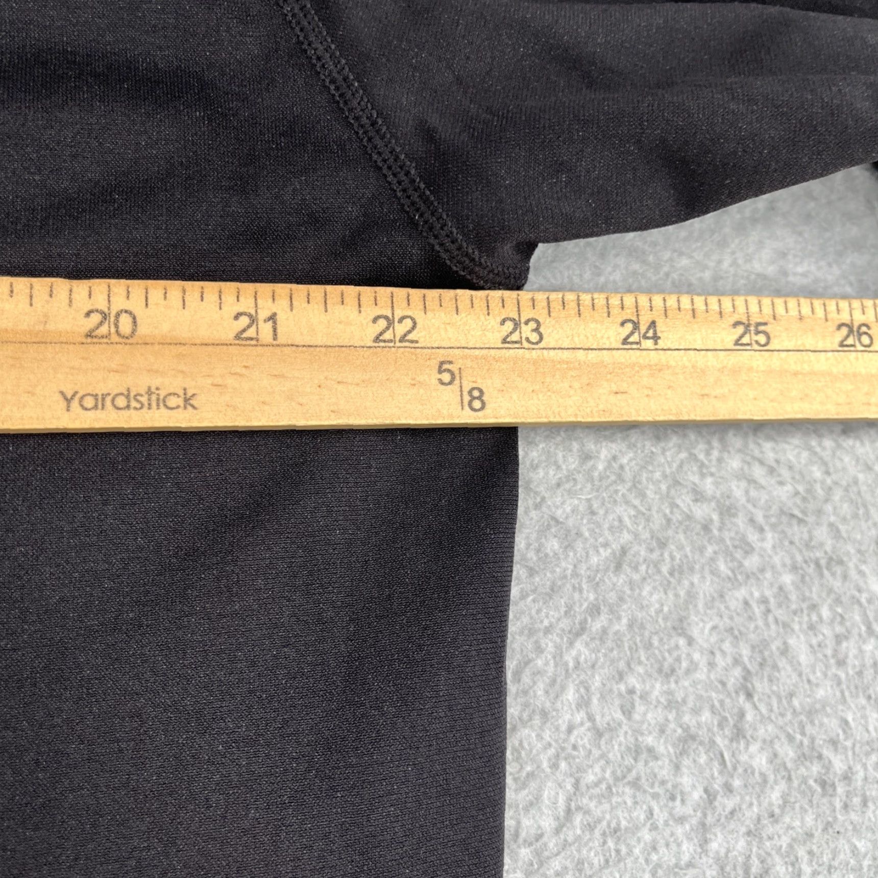 Fabletics Fabletics Long Sleeve Gym Shirt Mens 2XL Black Polyester Blend Athletic Stretch Pullover Crew Neck Size US XXL / EU 58 / 5 - 7 Thumbnail