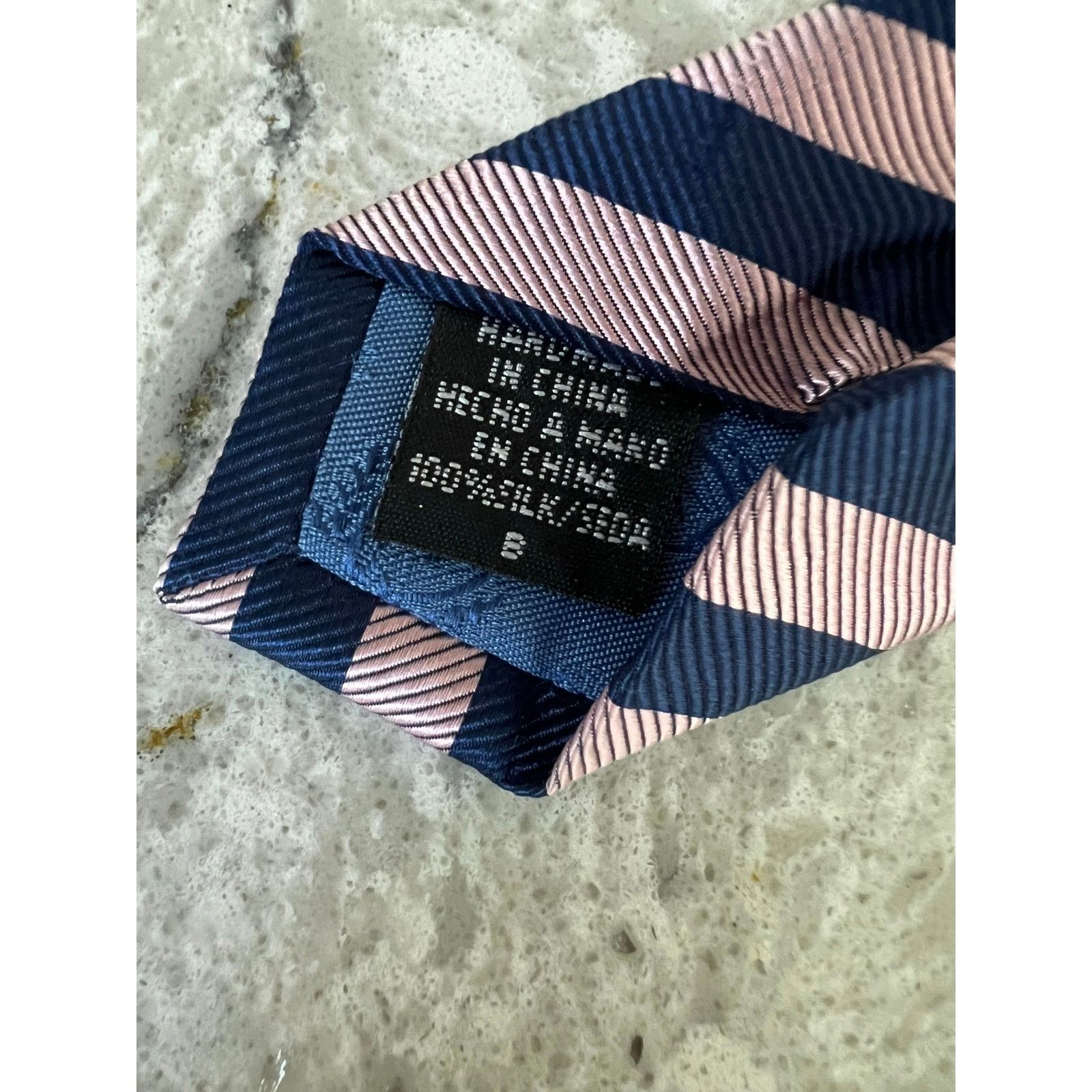 Van Heusen Van Heusen 100% Silk Men's Neck Tie Pink w Navy Blue Stripes Size ONE SIZE - 6 Thumbnail