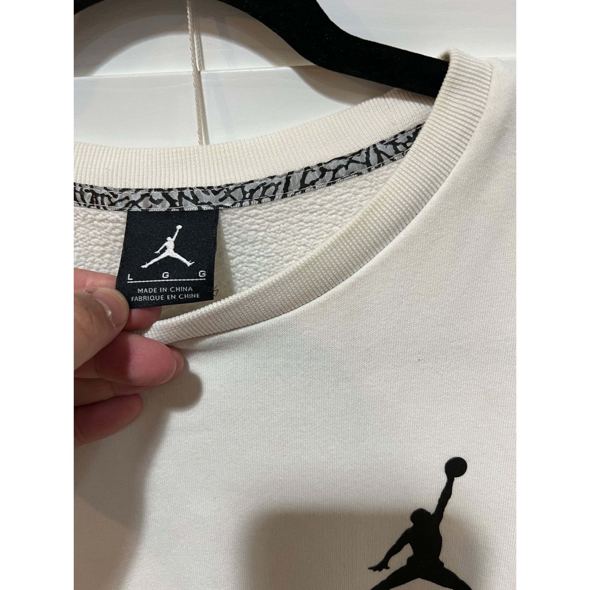 Jordan Brand × Nike Nike Air Jordan Men's Sweater - Size L Size US L / EU 52-54 / 3 - 3 Thumbnail