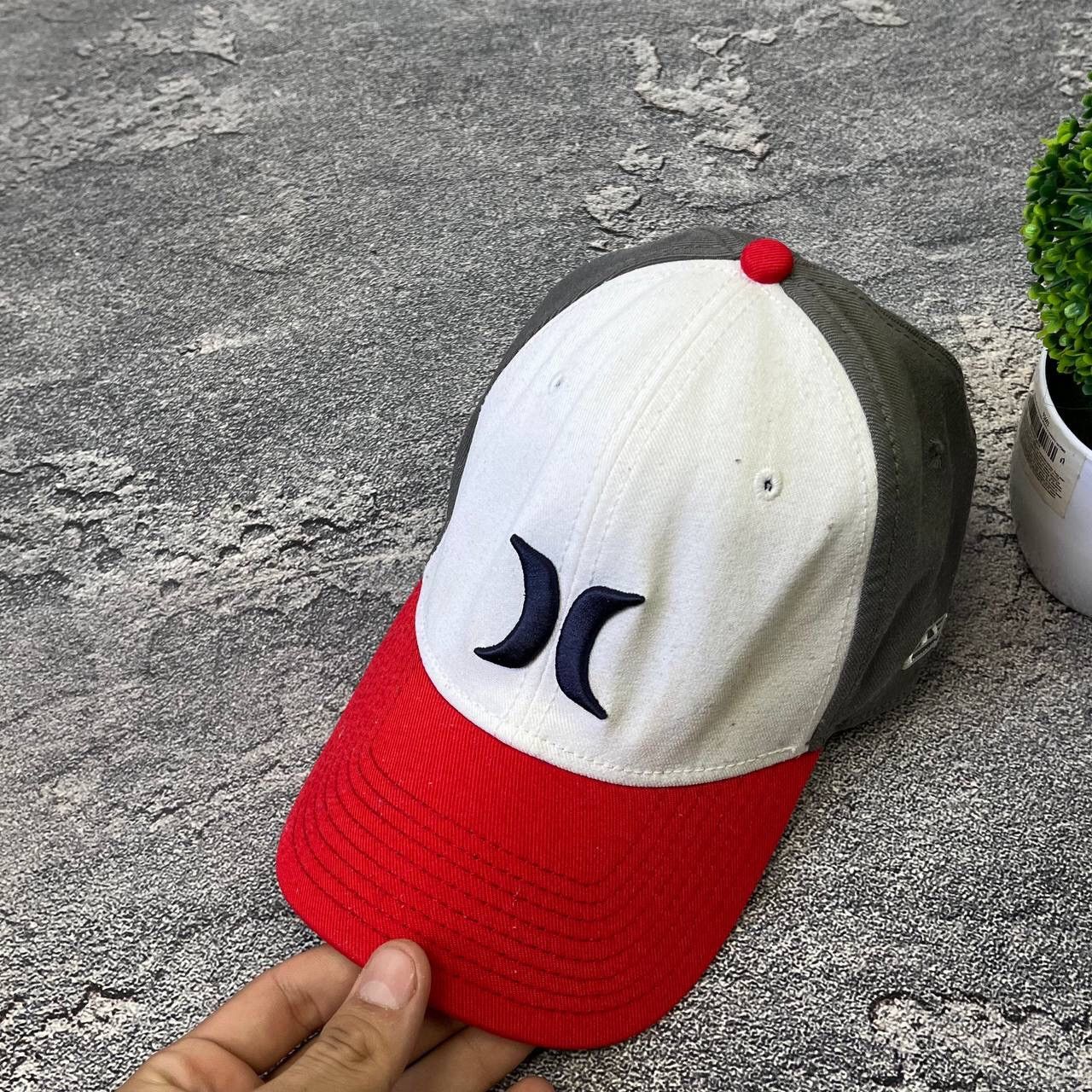New Era Vintage 90s New Era Hurley 39 Fifty Rare Cap Hat Spell Out Size ONE SIZE - 4 Thumbnail