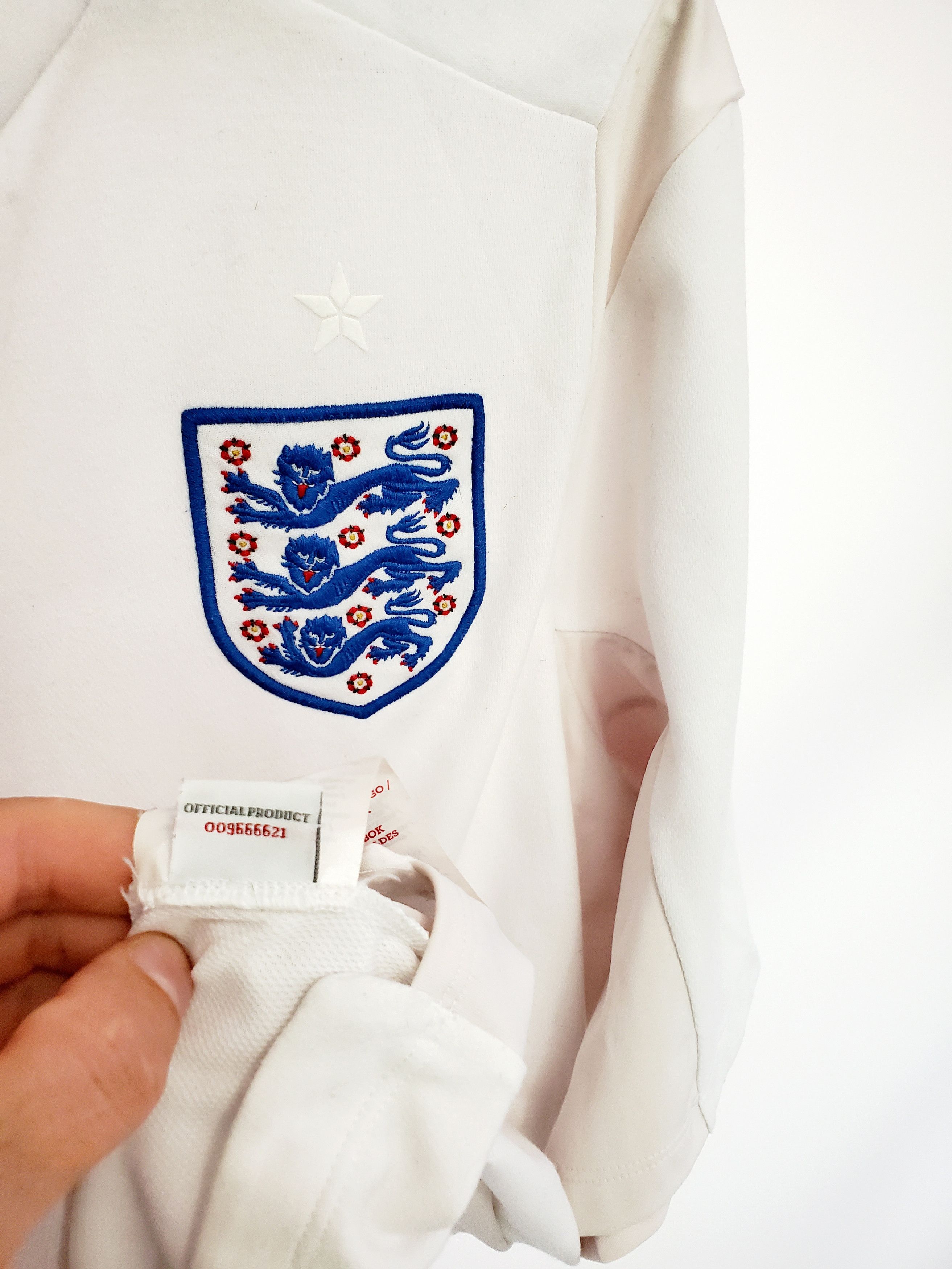 Umbro × Vintage England 2011 2012 Umbro home football soccer jersey Size M Size US M / EU 48-50 / 2 - 5 Thumbnail