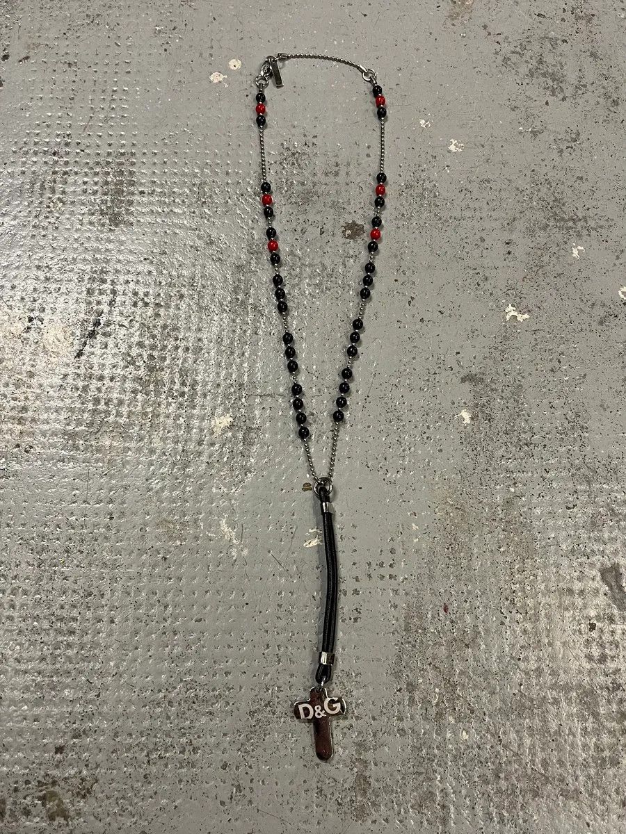 Dolce & Gabbana 2000s Dolce & Gabbana Rosary Red & Black Beaded Cross Necklace Size ONE SIZE - 1 Thumbnail
