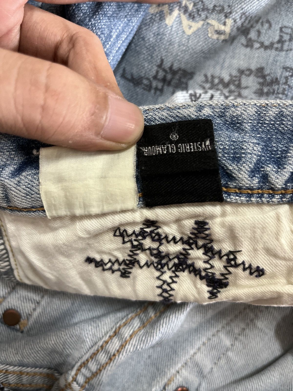 Hysteric Glamour Vintage Hysteric Glamour Ramones Studs Distressed Jeans Size US 27 - 17 Thumbnail