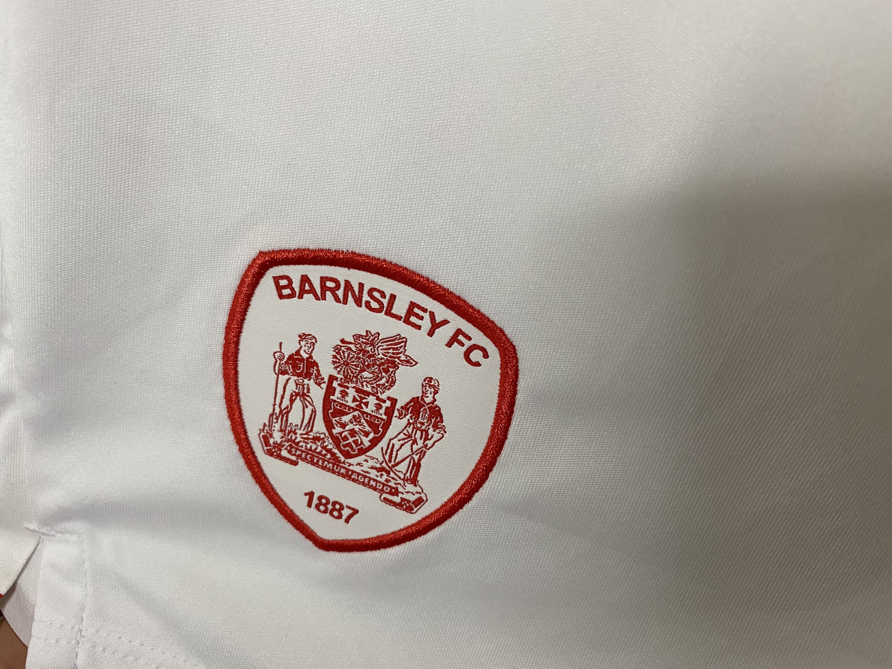 Puma BARNSLEY FC 2020 HOME PLAYER ISSUE SHORTS FOOTBALL SOCCER Size US 36 / EU 52 - 4 Thumbnail