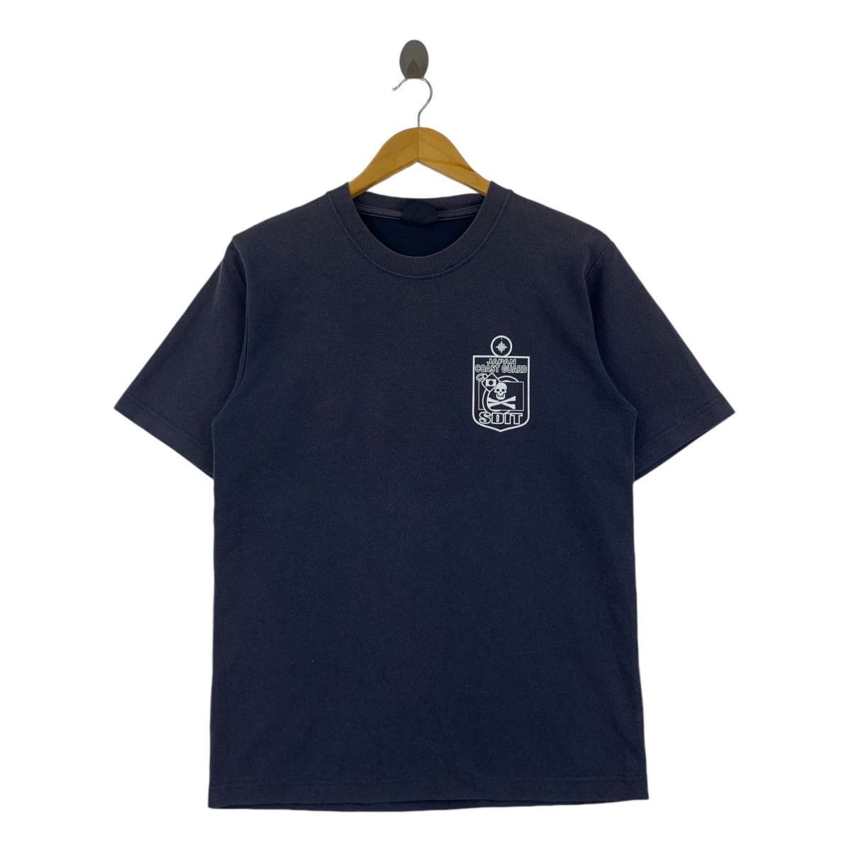 Vintage Vintage JAPAN COAST GUARD Somalia Dispatch Team Tee Shirt Size US L / EU 52-54 / 3 - 1 Thumbnail