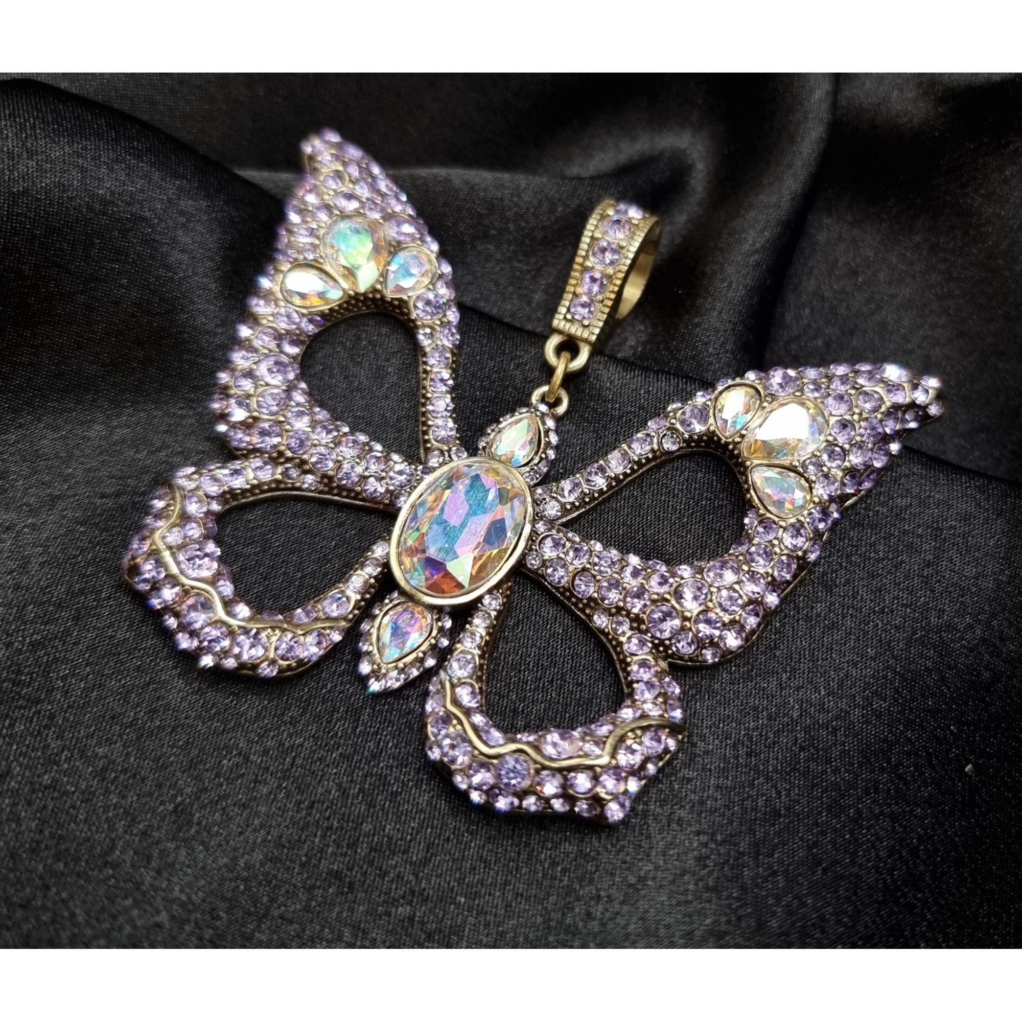 Vintage Heidi Daus Butterfly Crystal Pendant Gold-Tone Purple & Auro Size ONE SIZE - 1 Thumbnail