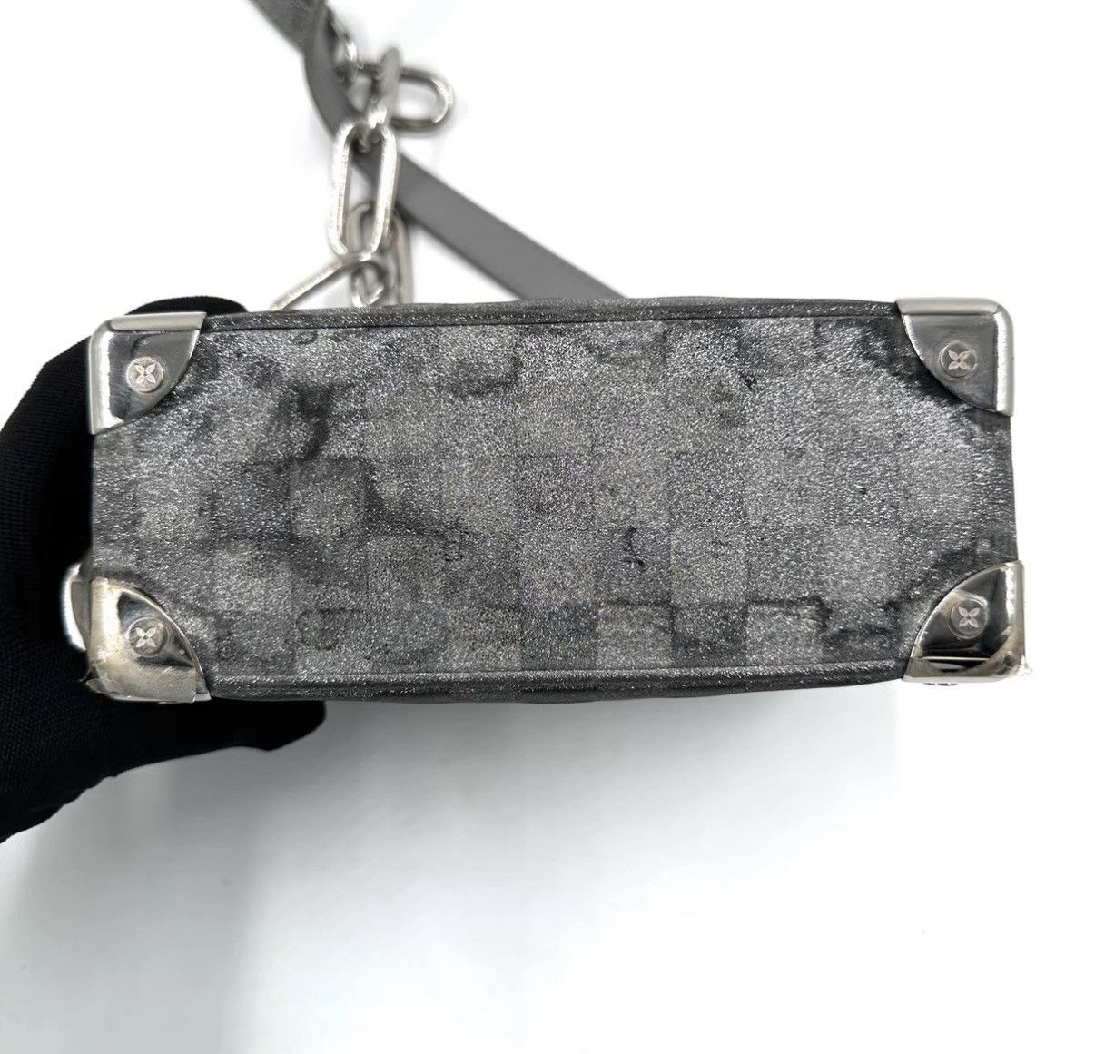 Louis Vuitton Louis Vuitton Silver Glitter Checkerboard Box Bag K12 Size ONE SIZE - 4 Thumbnail