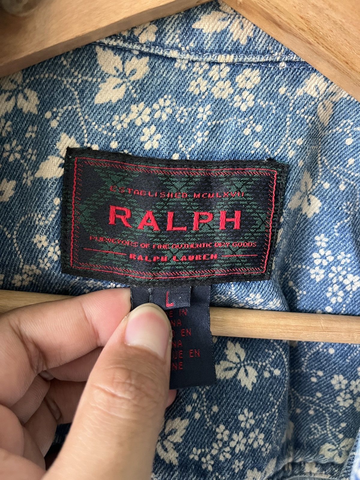Designer × Ralph Lauren × Vintage Ralph Lauren Denim Jacket Women Size M / US 6-8 / IT 42-44 - 15 Thumbnail