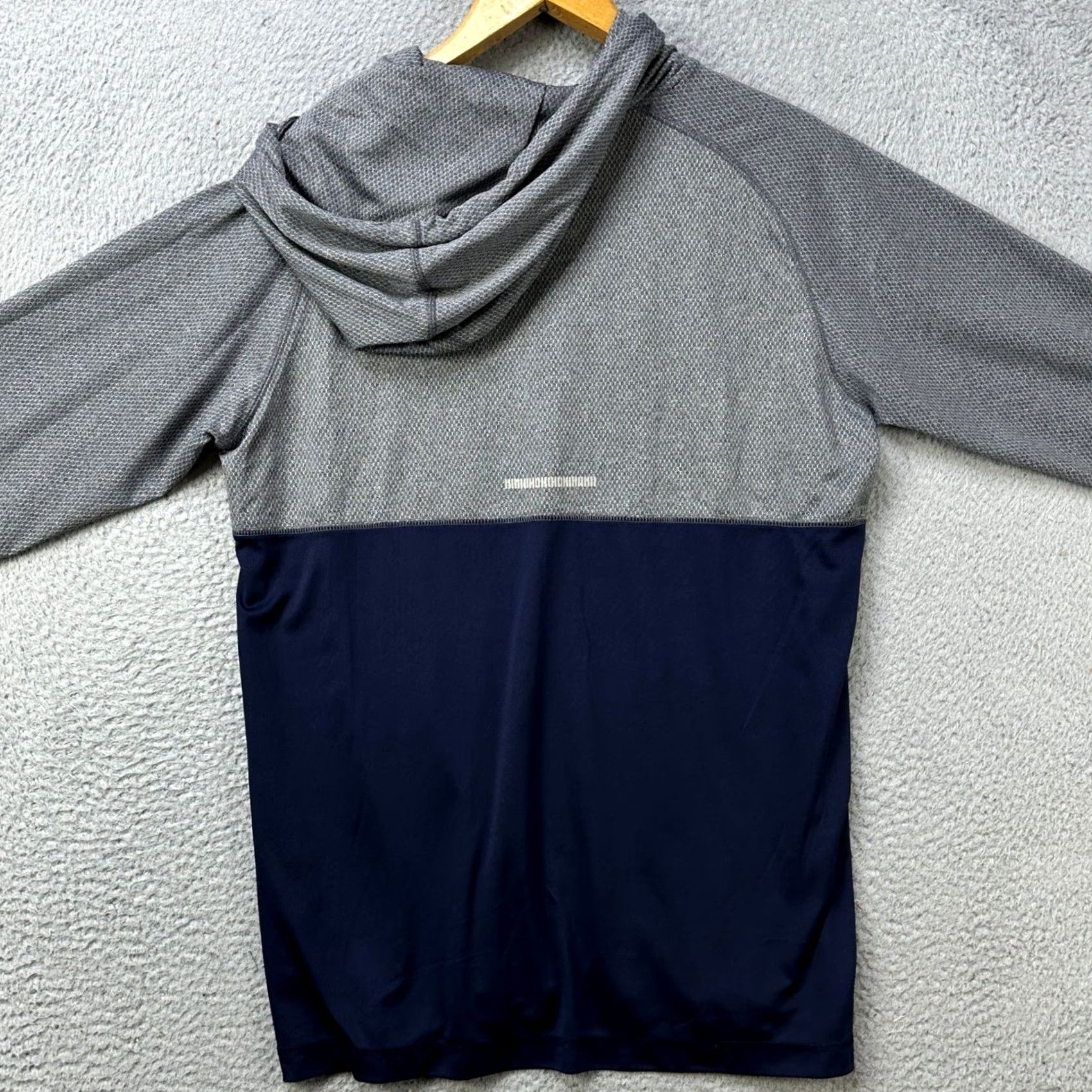 Vintage Russell West Virginia Mountaineers Mens Sweatshirt Hoodie Gray Blue Geometric Logo Pullover Crew Neck Long Sleeve Athletic Warm TMTS Size US L / EU 52-54 / 3 - 3 Thumbnail