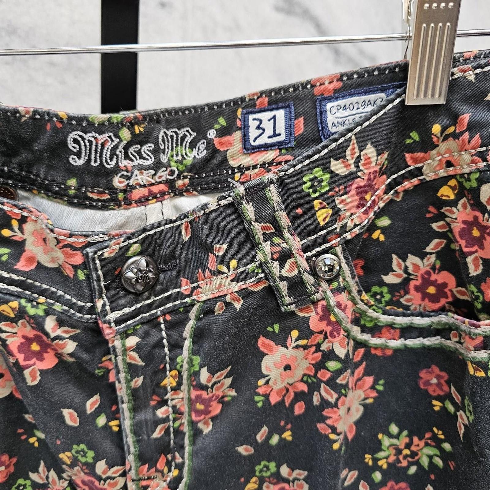 Designer Miss Me Women's Floral Jeans Size 30" / US 8 / IT 44 - 3 Thumbnail