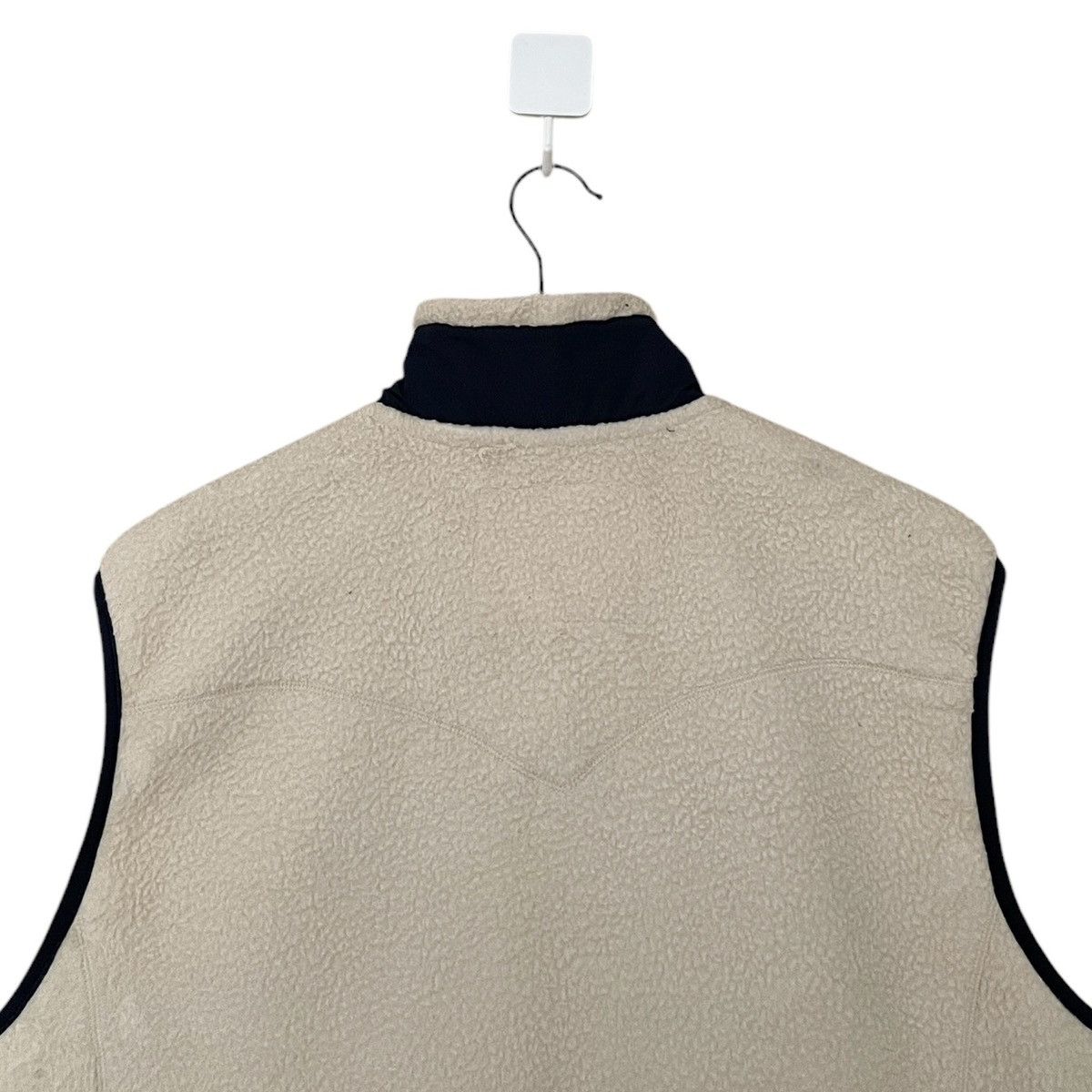 Levi's × Vintage Vintage Brand Levi’s Fur Vest 2000s Size US L / EU 52-54 / 3 - 4 Thumbnail