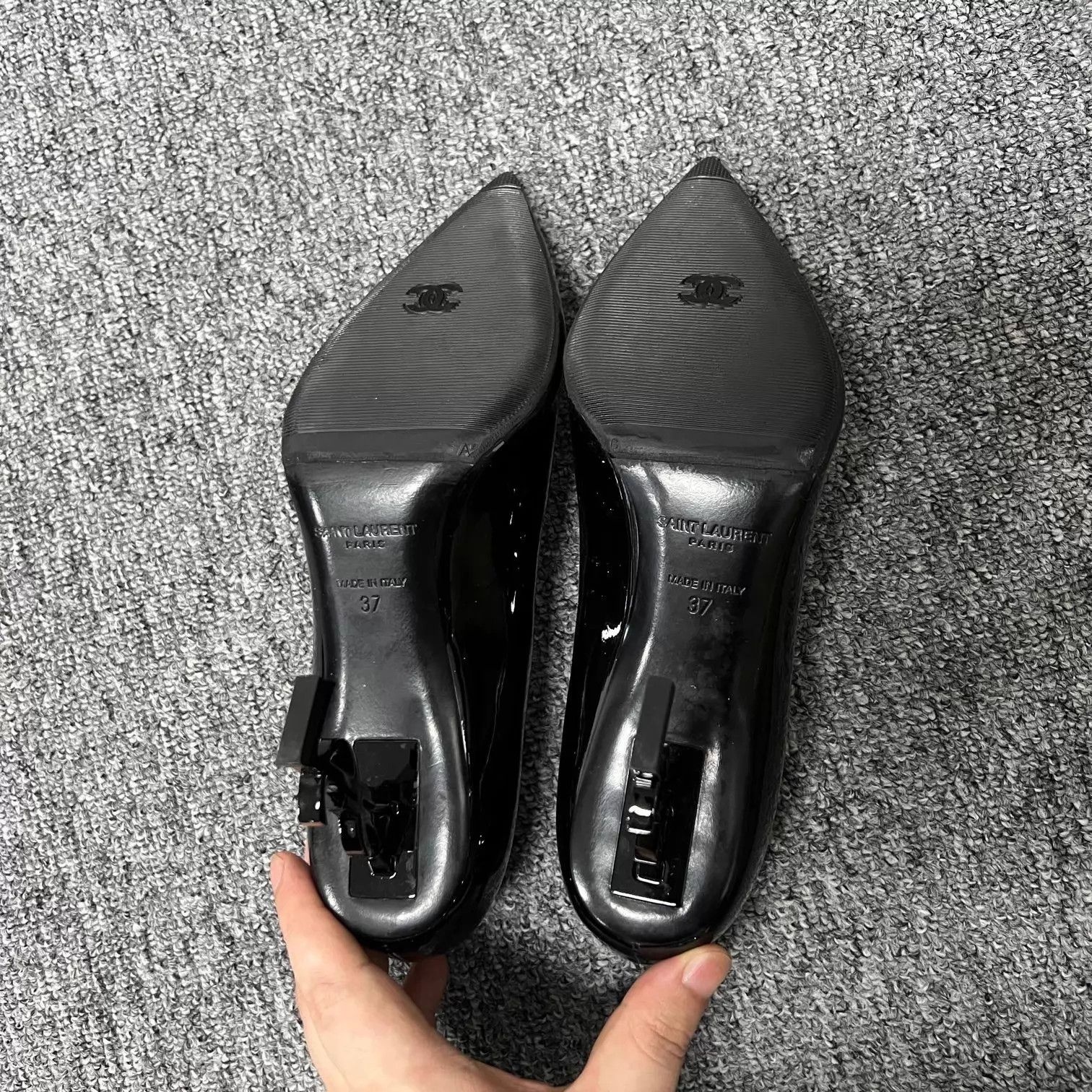 Yves Saint Laurent YSL Patent Leather YSL Heel Pumps Women's 37 99 New Size US 6.5 / IT 36.5 - 6 Thumbnail