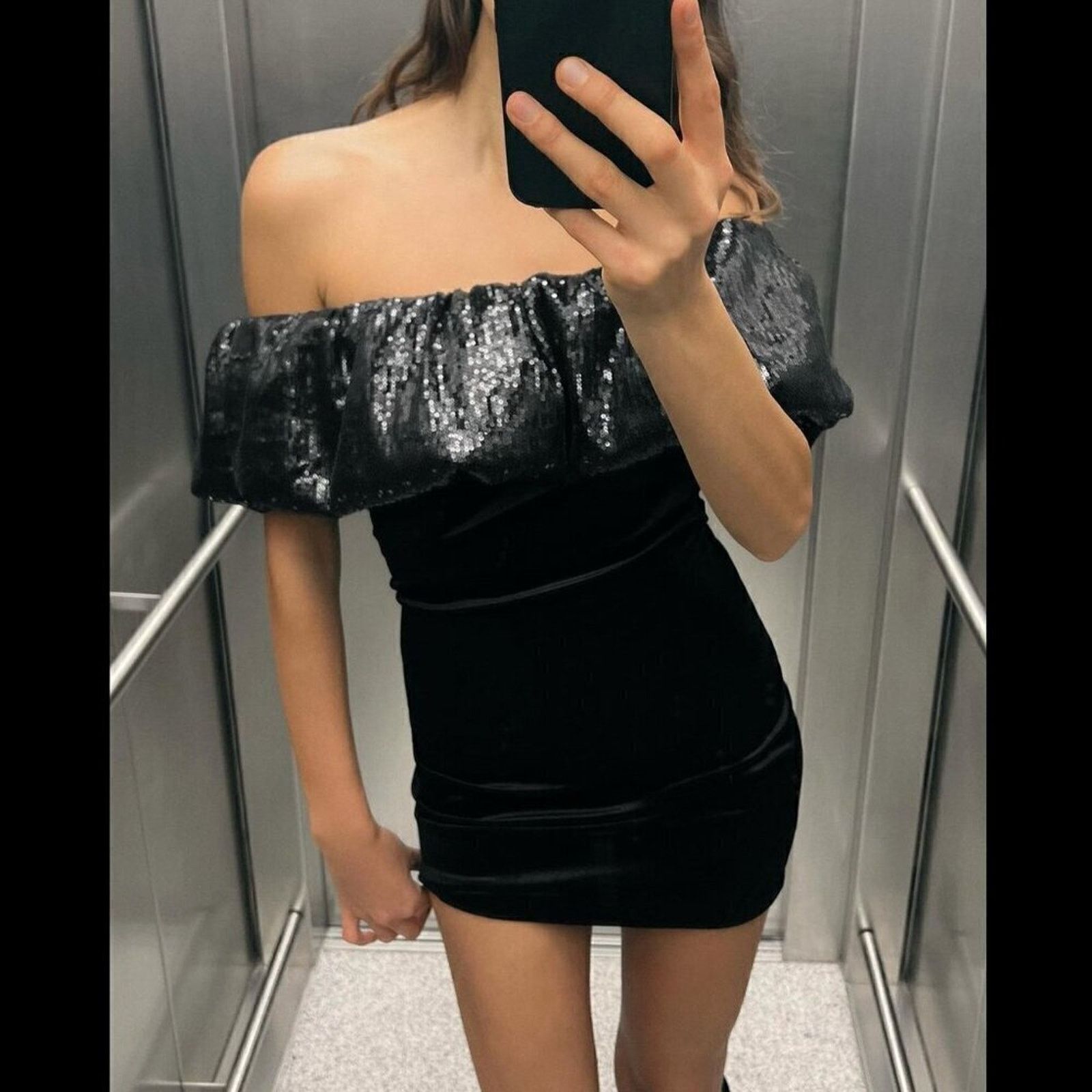 Zara ZARA Off-Shoulder Sequin Bubble Velvet Mini Dress NWT (L) Size L / US 10 / IT 46 - 18 Thumbnail