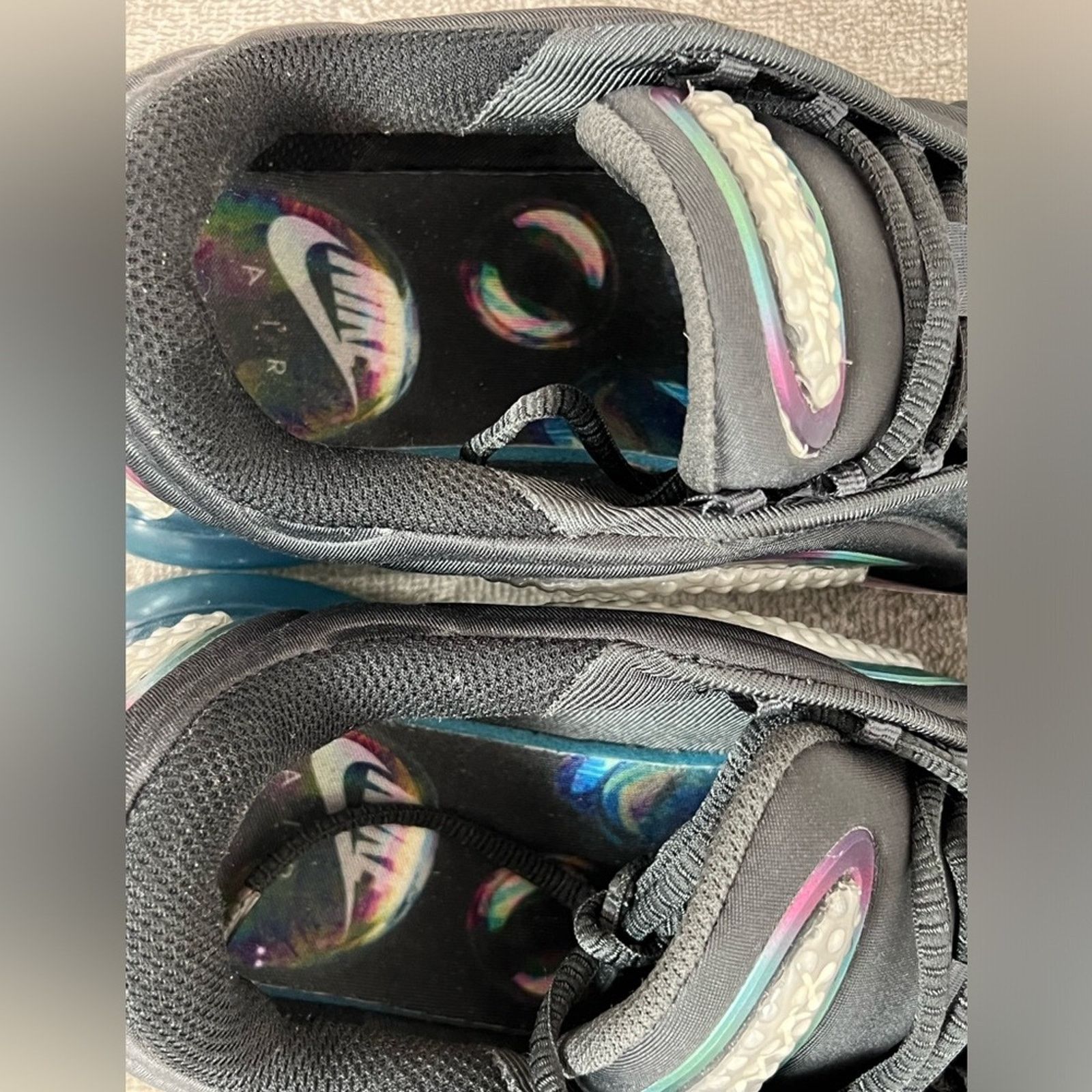 Nike Nike Air Max 720 Bubble Pack 2020 Size 8 Shoes VNDS Size US 8 / EU 41 - 9 Thumbnail