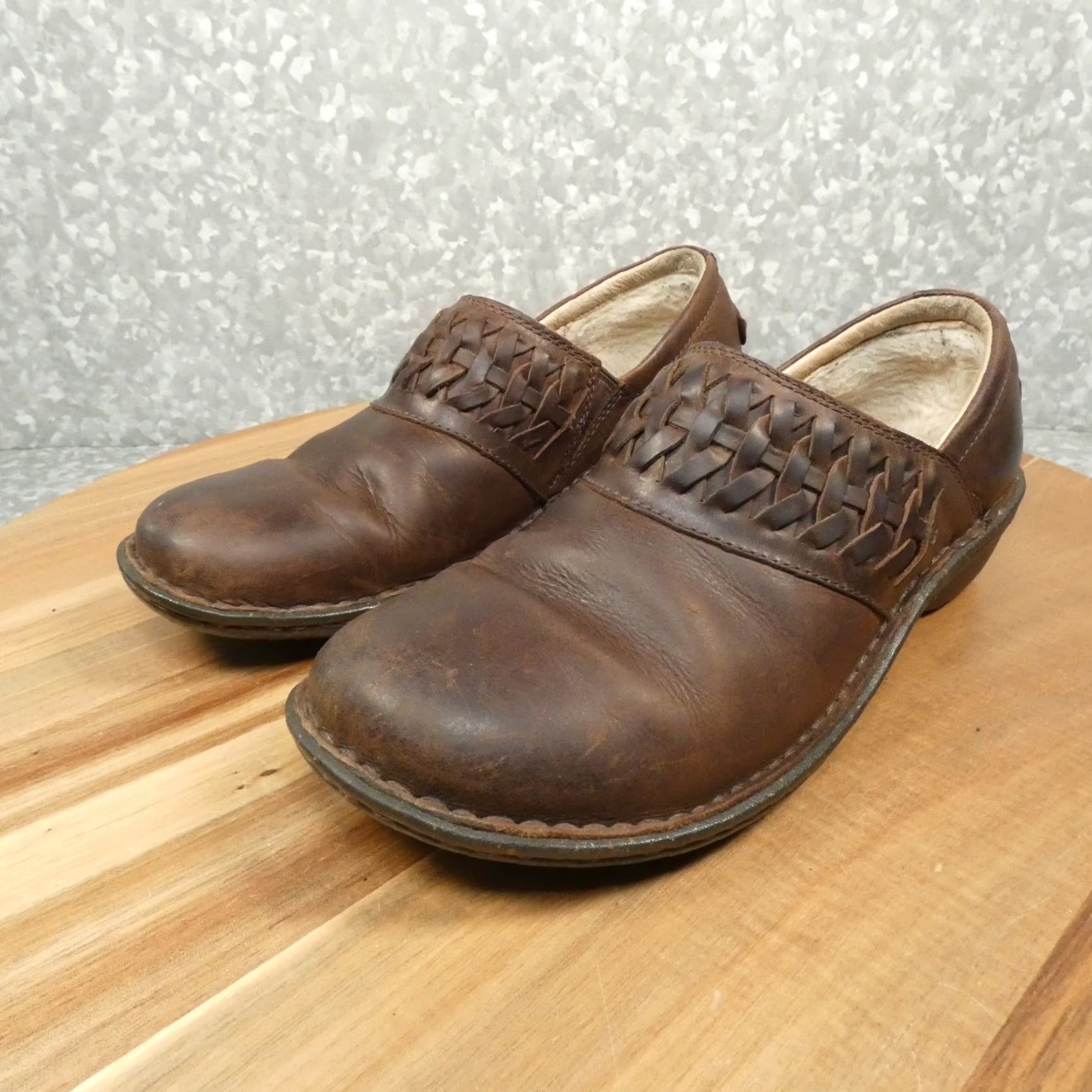 Ugg UGG Clogs Womens 9 Anila Brown Leather Block Heel Mules Fleece Lined 1005427 Size M / US 6-8 / IT 42-44 - 7 Thumbnail