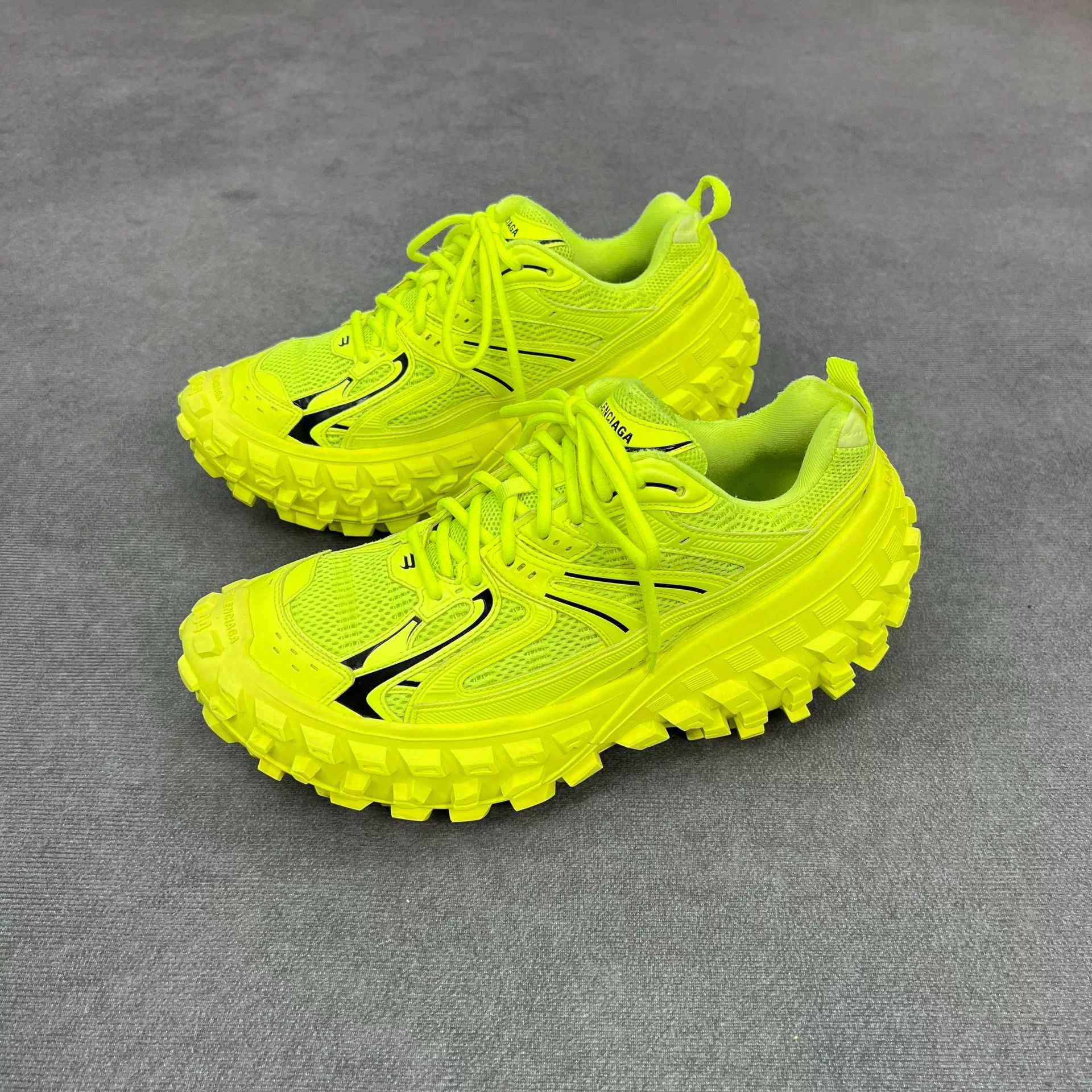 Balenciaga Balenciaga Defender Fluorescent Green Sneakers Size US 10 / EU 43 - 1 Thumbnail