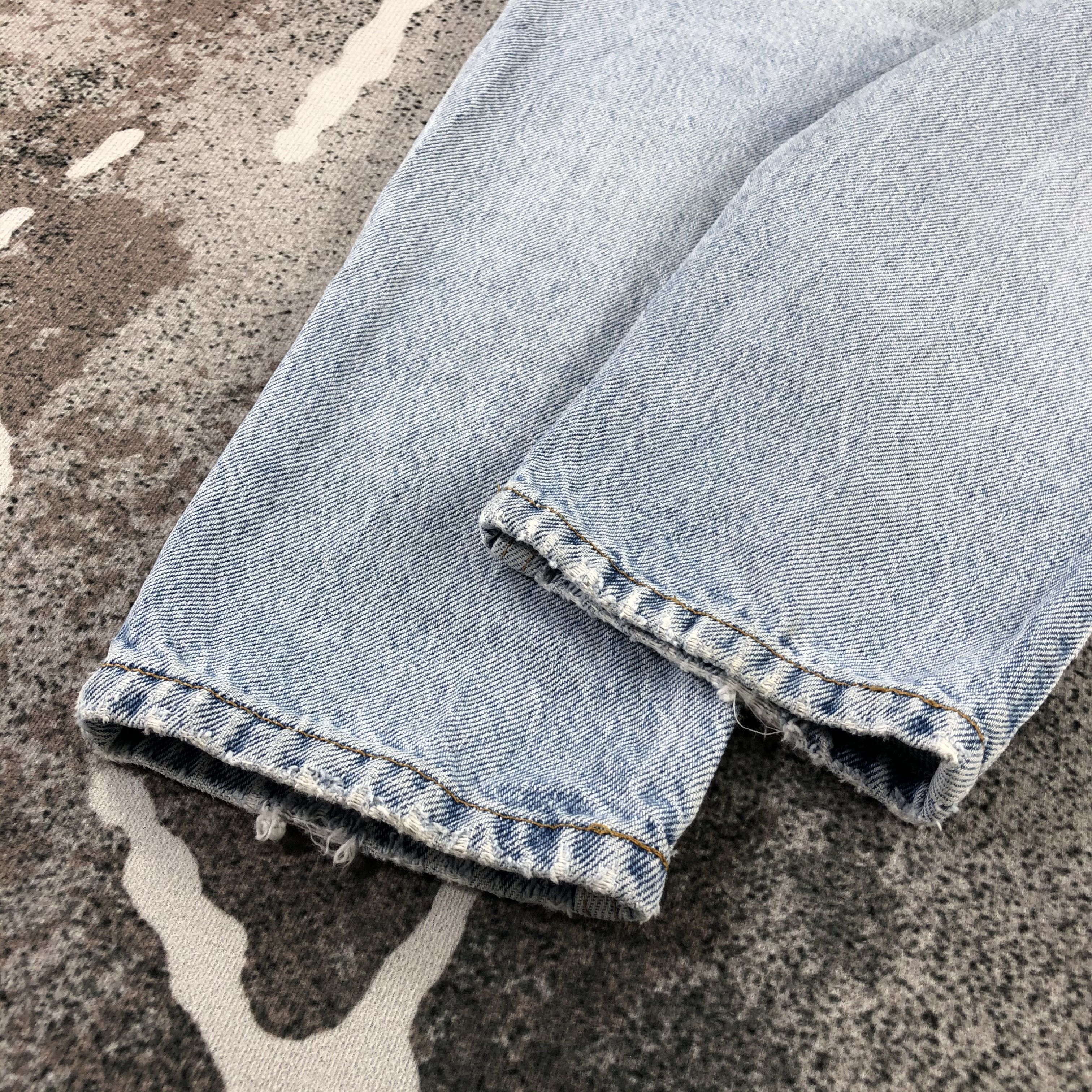 Levi's Vintage 90s Levi's 512 Jeans Light wash Denim size 25x28 Size 25" / US 0 / IT 36 - 6 Thumbnail
