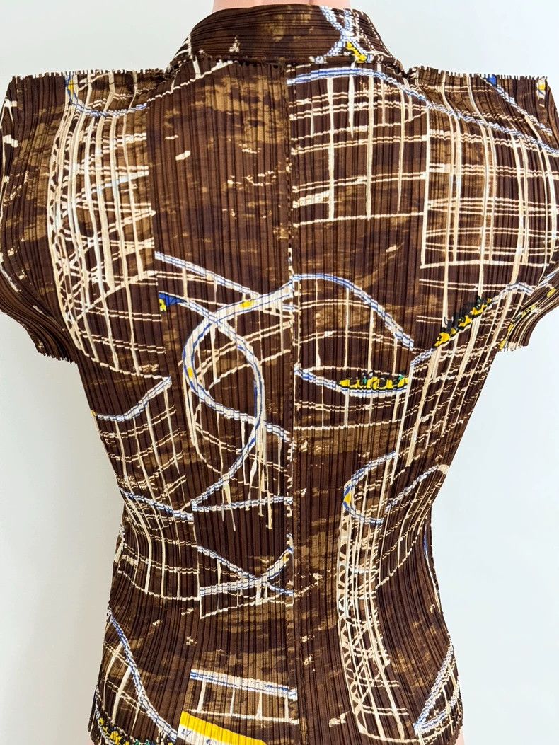 Issey Miyake Issey Miyake size:3 Brown roller coaster short-sleeved shi Size M / US 6-8 / IT 42-44 - 5 Thumbnail