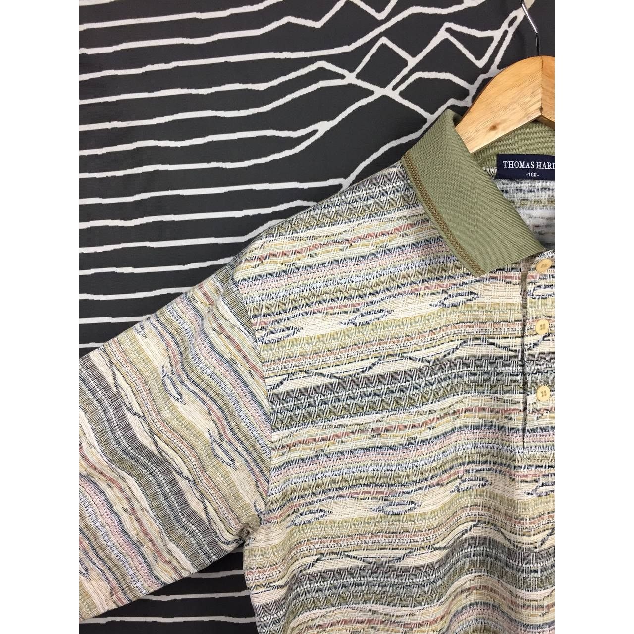 Vintage Thomas Hardy Tribal Stripe Patterned Longsleeve Polo Tee Size US L / EU 52-54 / 3 - 4 Thumbnail