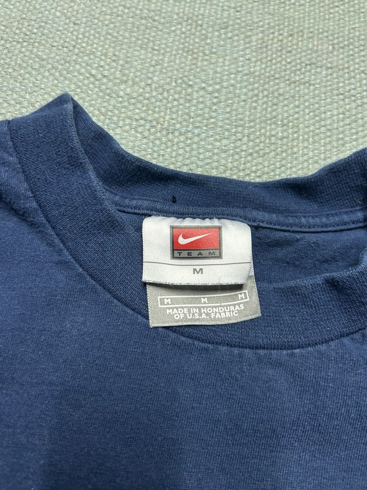 Vintage Vtg t shirt Nike run chi Chicago city graphic swoosh medium Size US M / EU 48-50 / 2 - 3 Thumbnail