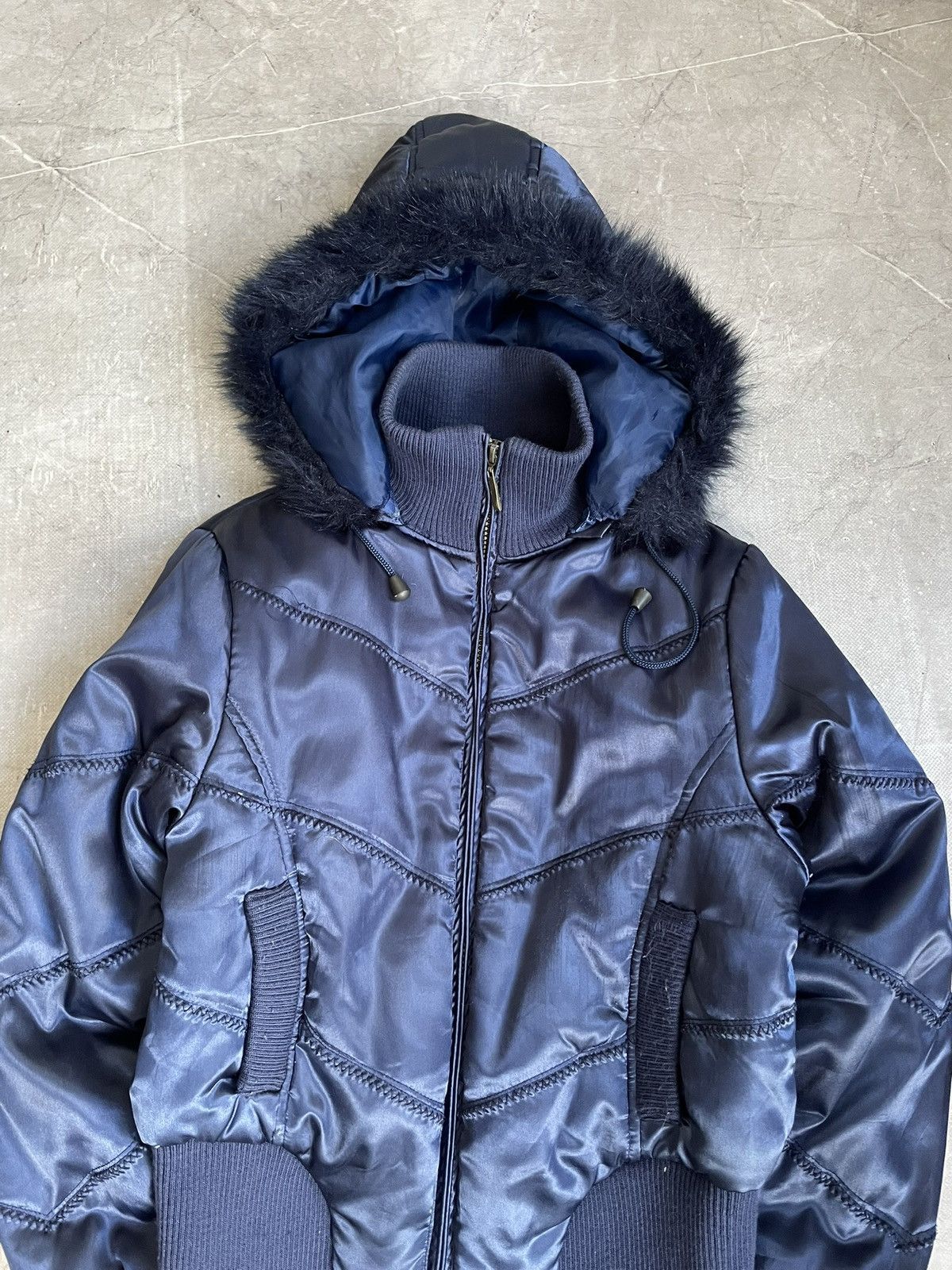 Le Grande Bleu (L.G.B.) Hype rick owens style fur hood bomber jacket archive 2000s Size US S / EU 44-46 / 1 - 3 Thumbnail