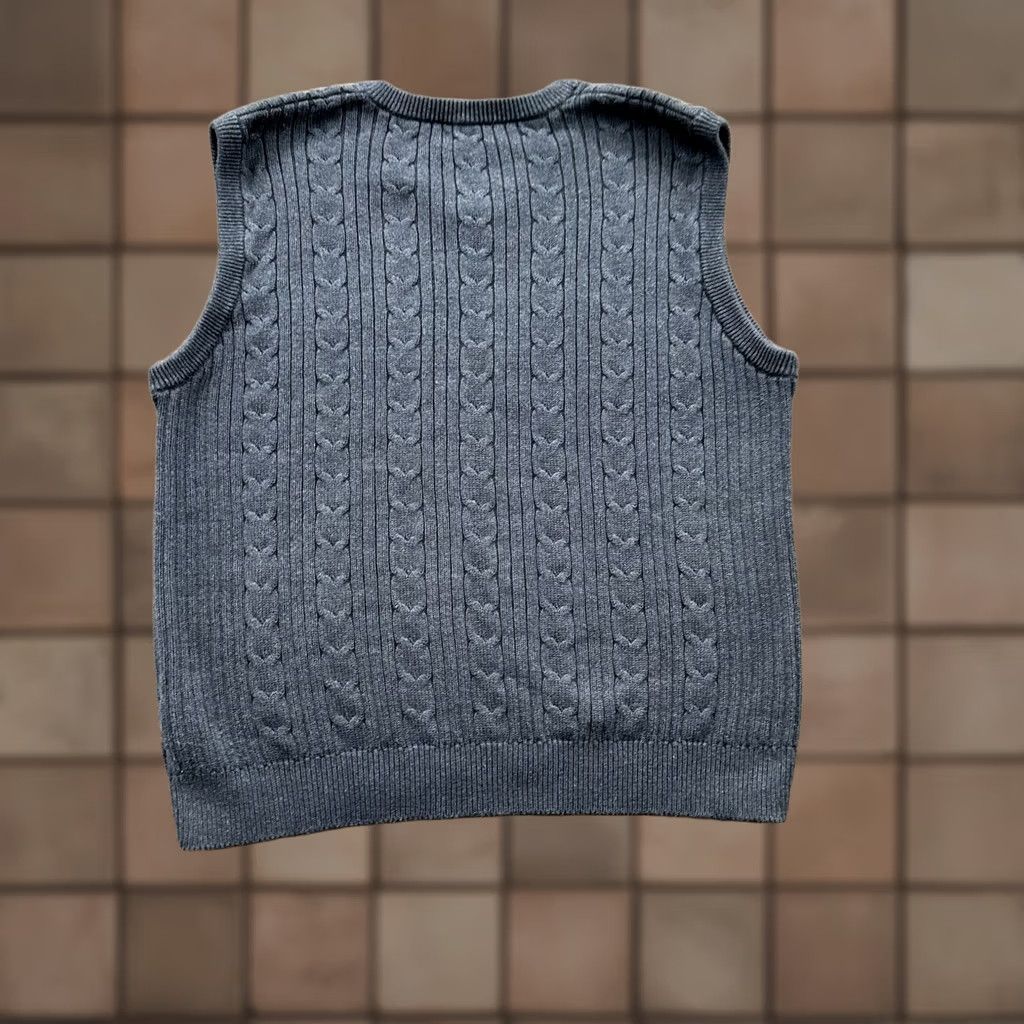 Eddie Bauer Eddie Bauer Vest Men XL Blue Cotton V-Neck Golf Preppy Knit Solid Sleeveless Vest Men's XL Blue Cotton V-Neck Golf Preppy Knit Solid 90s? Size US XL / EU 56 / 4 - 1 Thumbnail