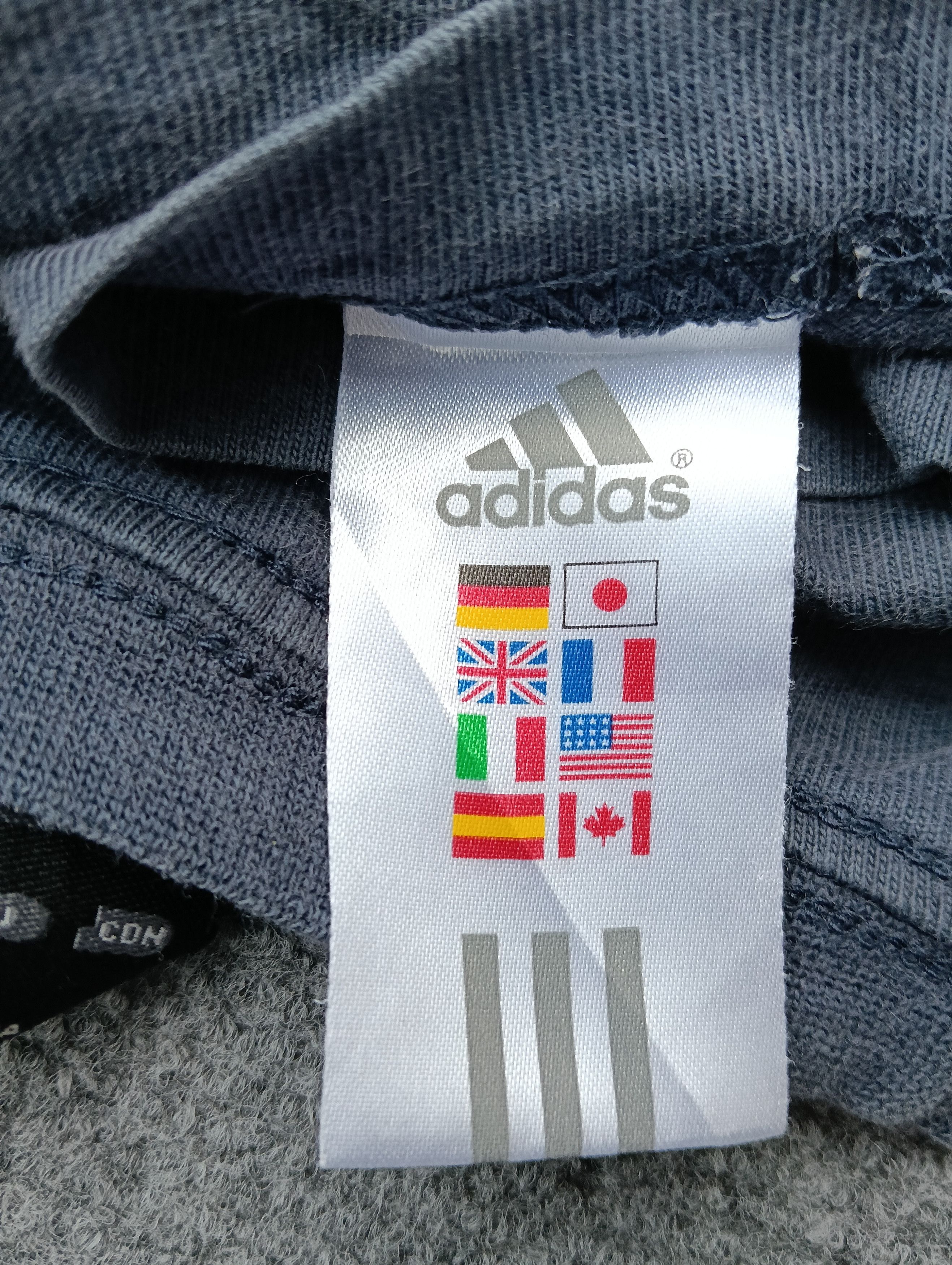 Adidas × Vintage Y2k Adidas centre logo Size US M / EU 48-50 / 2 - 7 Thumbnail