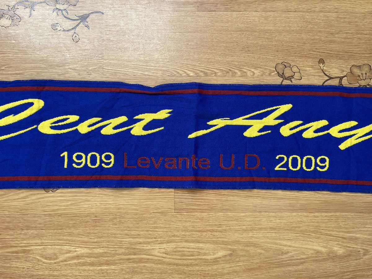 Vintage Vintage Levante U.D. “Cent Anys” Centenary Anniversary scarf Size ONE SIZE - 4 Thumbnail