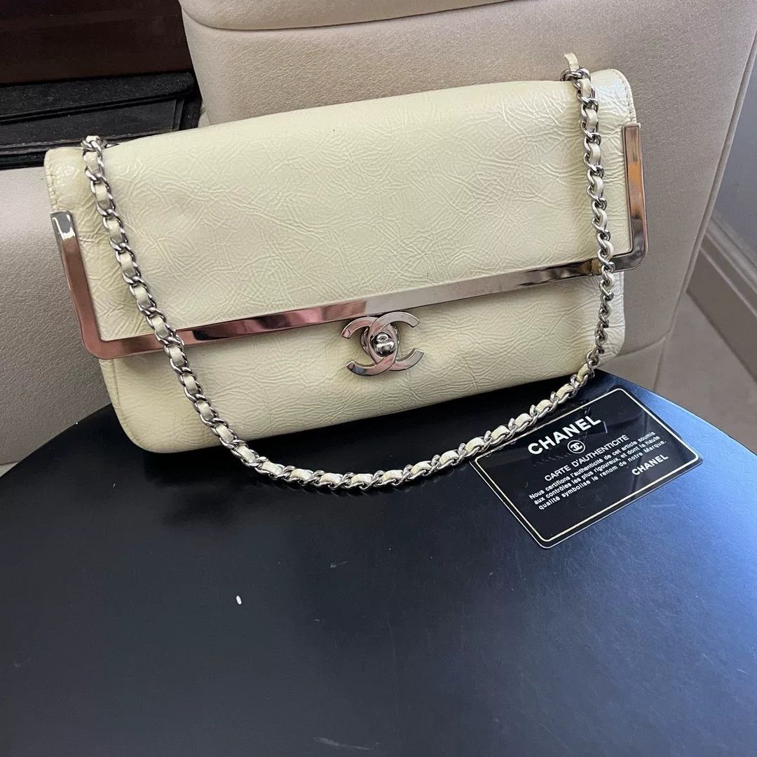 Chanel Pre-loved Bag Very good condition Size ONE SIZE - 1 Thumbnail