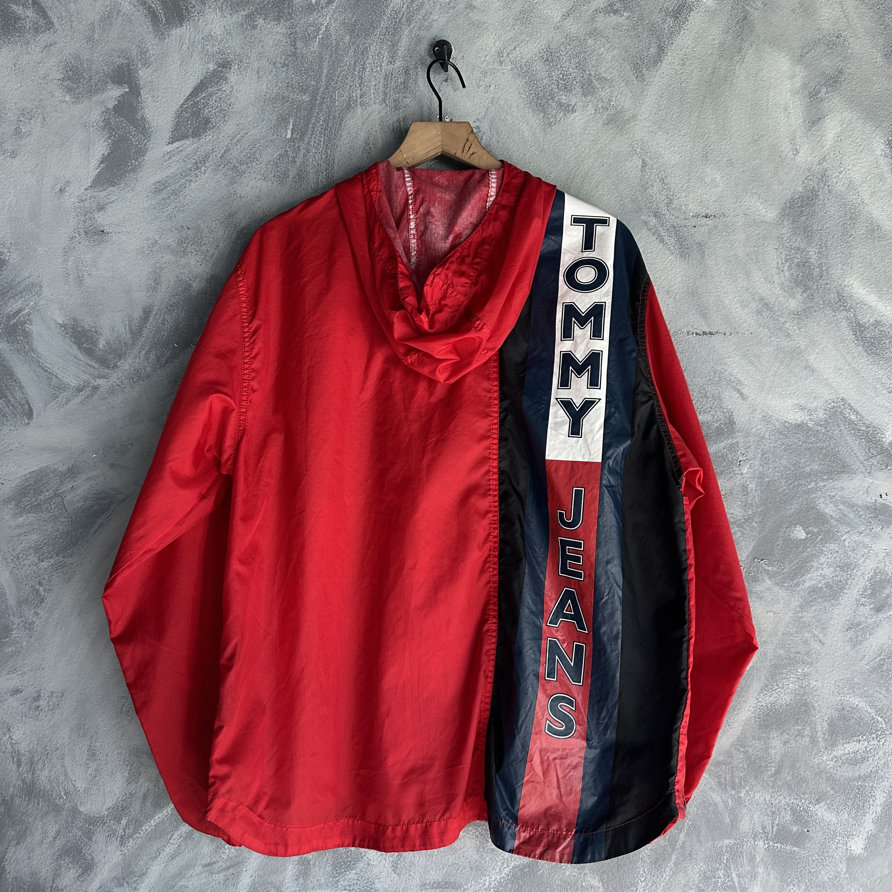 Tommy Hilfiger Vintage Tommy Jeans 1/4 Jacket Mens Medium Red Windbreaker Size US M / EU 48-50 / 2 - 1 Thumbnail
