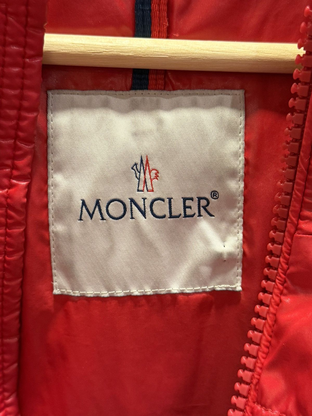 Moncler Moncler Ecrins Guibbotto Jacked - Red Size US XL / EU 56 / 4 - 3 Thumbnail