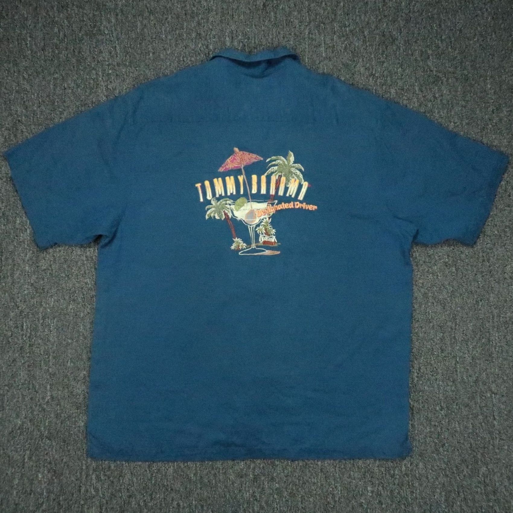 Tommy Bahama VINTAGE Tommy Bahama Shirt Mens XL Blue Silk Designated Driver Embroidery Hawaiian Size US XL / EU 56 / 4 - 2 Thumbnail
