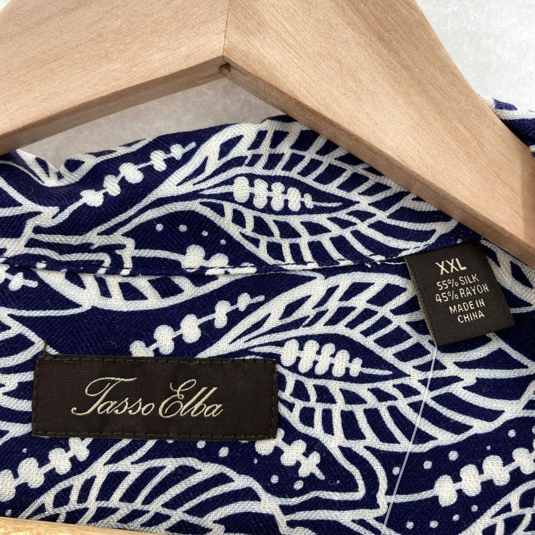 Tasso Elba Tasso Elba Island Shirt Mens 2XL Navy Silk Blend Tropical Leaf Hawaiian Aloha Shirt Size US XXL / EU 58 / 5 - 4 Thumbnail
