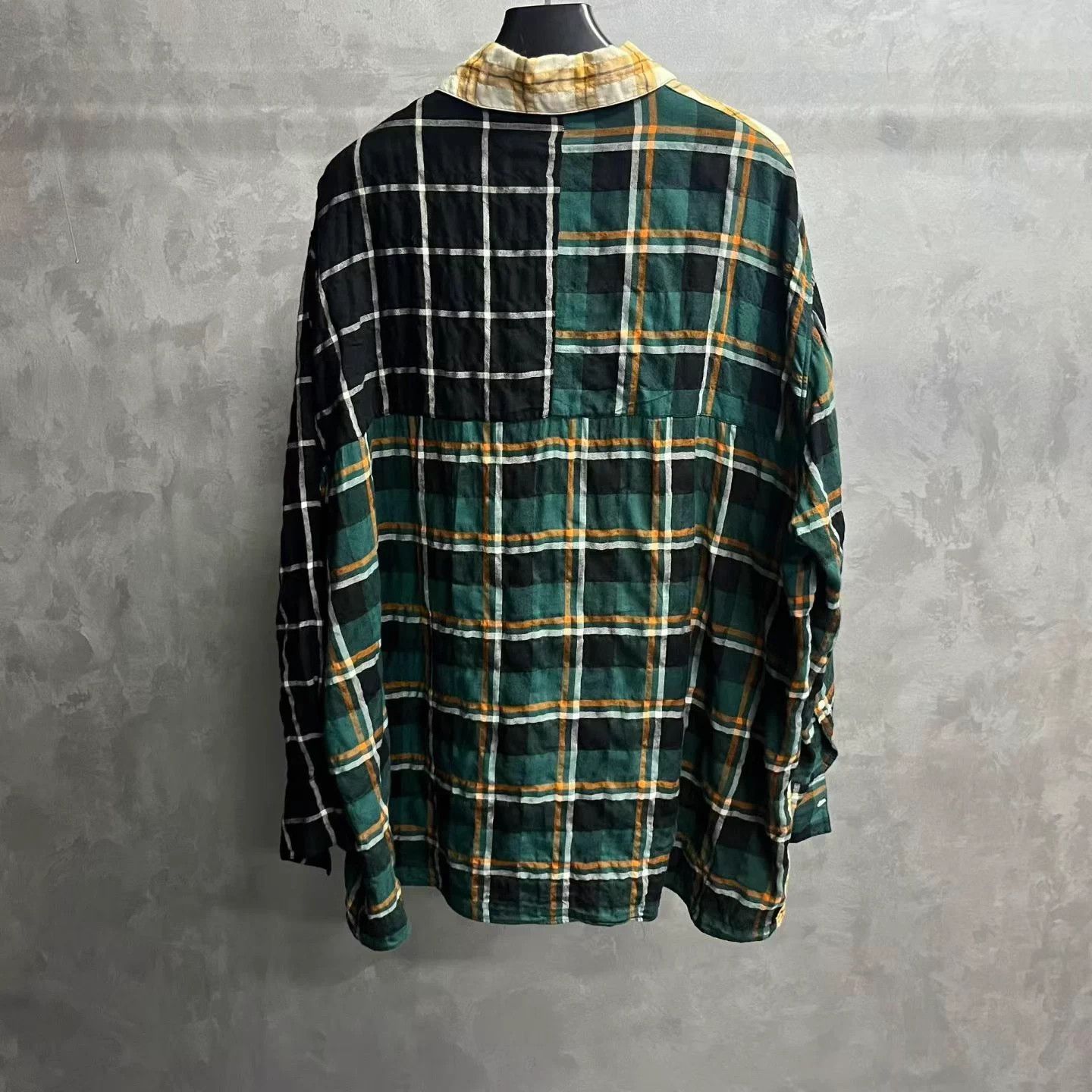 Loewe LOEWE emerald tartan embroidered blend long-sleeve shirt Size US M / EU 48-50 / 2 - 2 Thumbnail