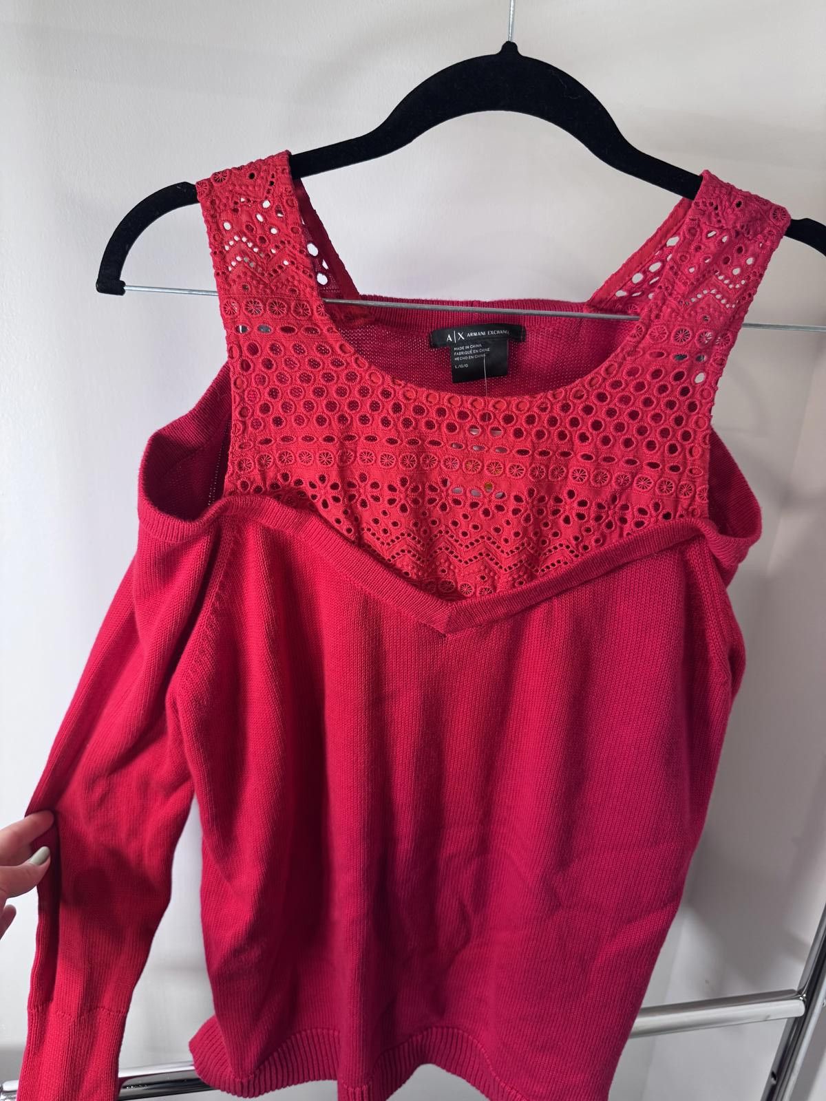 Express Express Women's Red Cold Shoulder Sweater w/Crochet Detail Size L / US 10 / IT 46 - 1 Thumbnail
