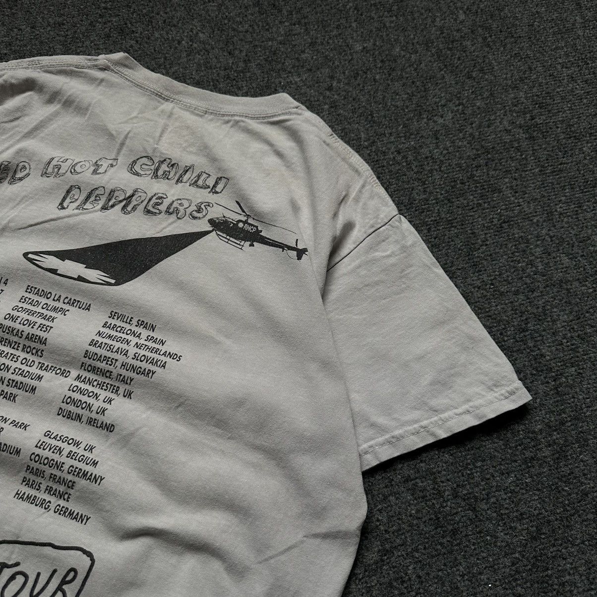 Japanese Brand VTG Japanese Style Red Hot Chilli Peppers T-shirts Size M Size US M / EU 48-50 / 2 - 15 Thumbnail