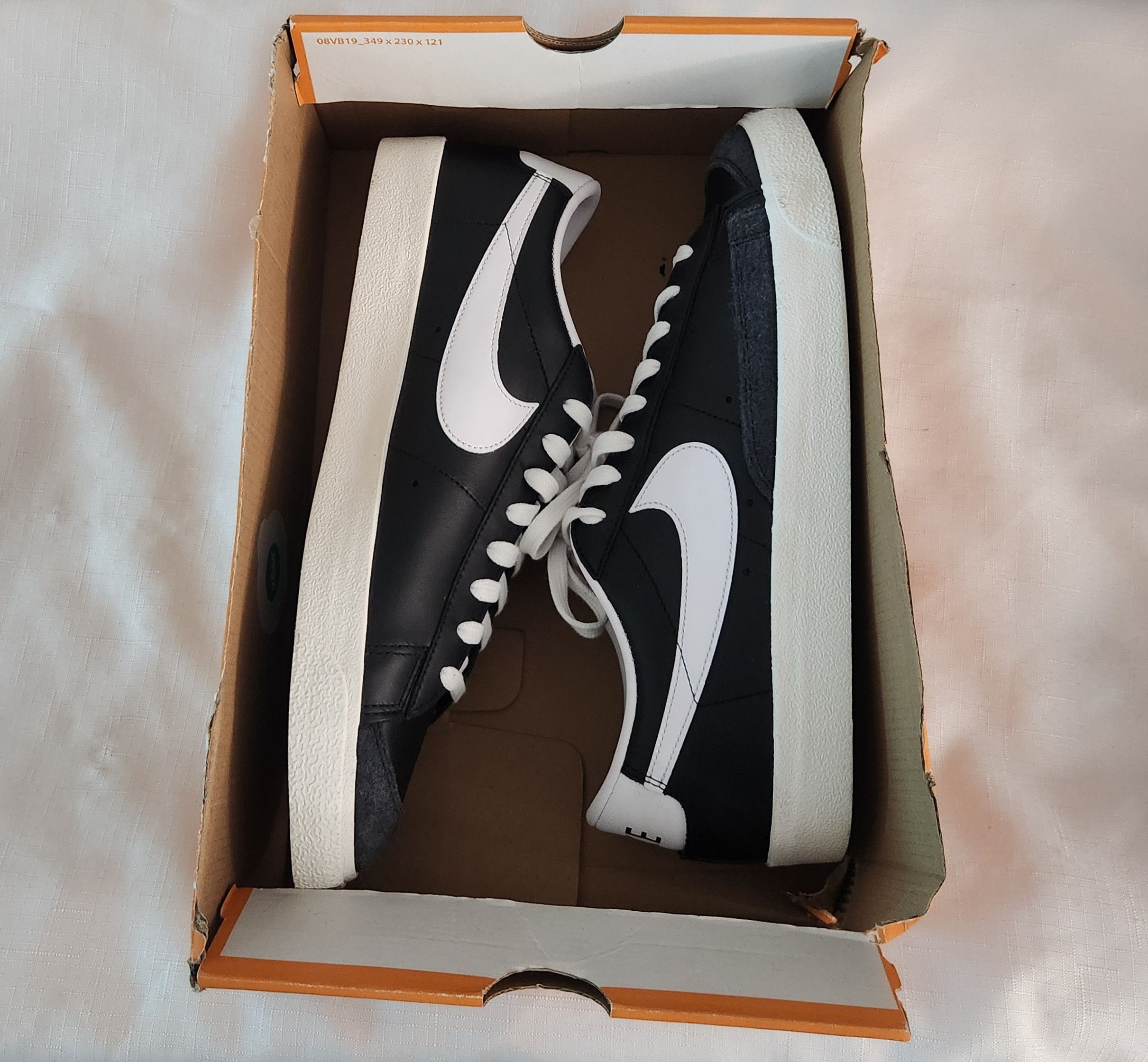 Nike Nike Blazer Low ‘77 VNTG SZ 13 Black White DA6364-001 Size US 13 / EU 46 - 4 Thumbnail
