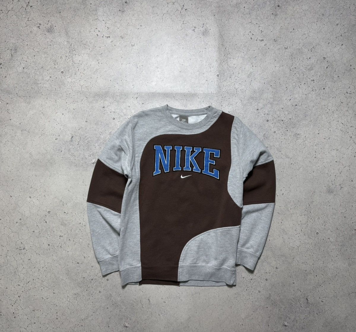 Nike Nike Vintage Sweatshirt Retro Big Logo Swoosh Size US S / EU 44-46 / 1 - 1 Thumbnail