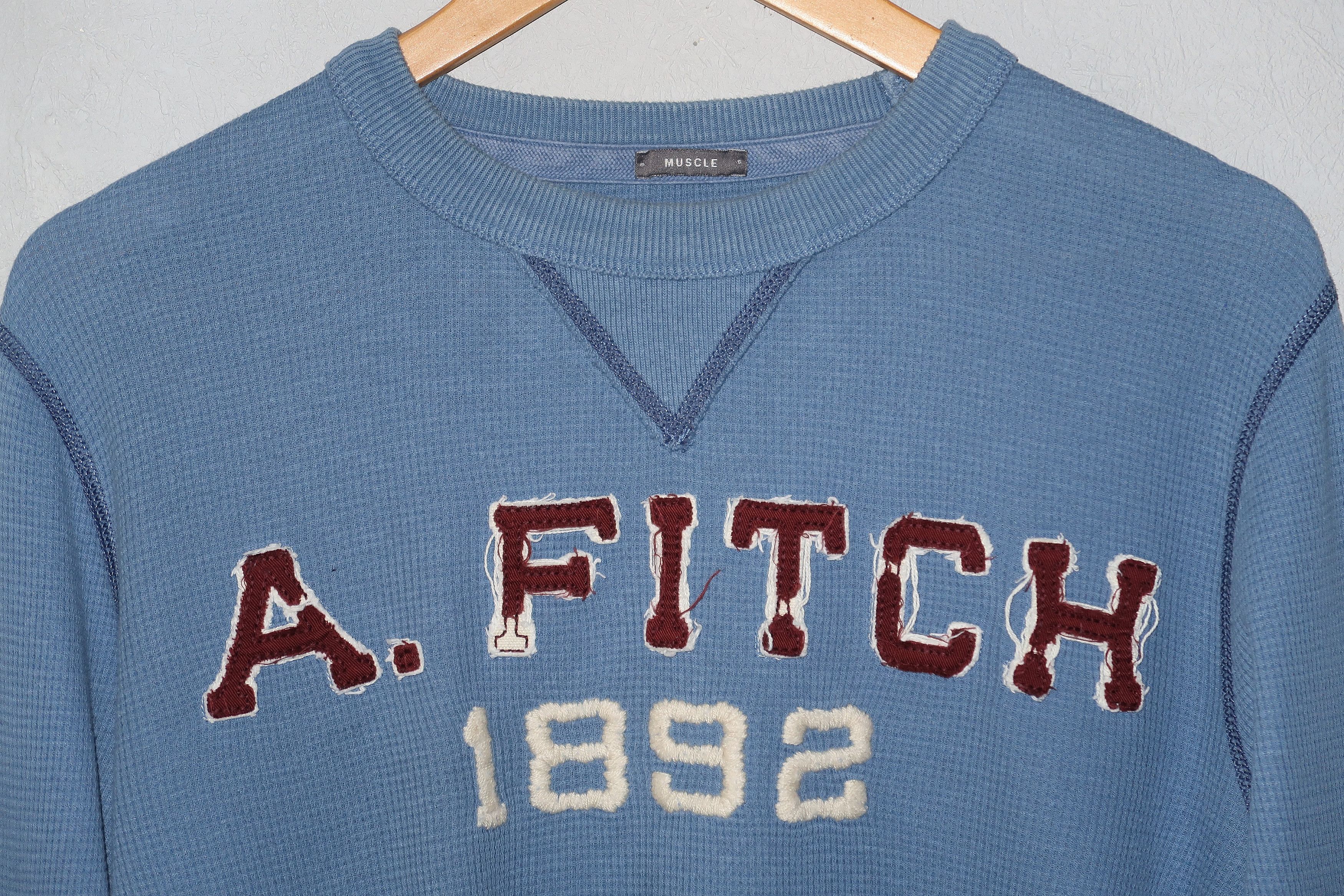 Abercrombie & Fitch Blue Slightly Distressed Oversized Sweatshirt Y2K Size US M / EU 48-50 / 2 - 2 Thumbnail