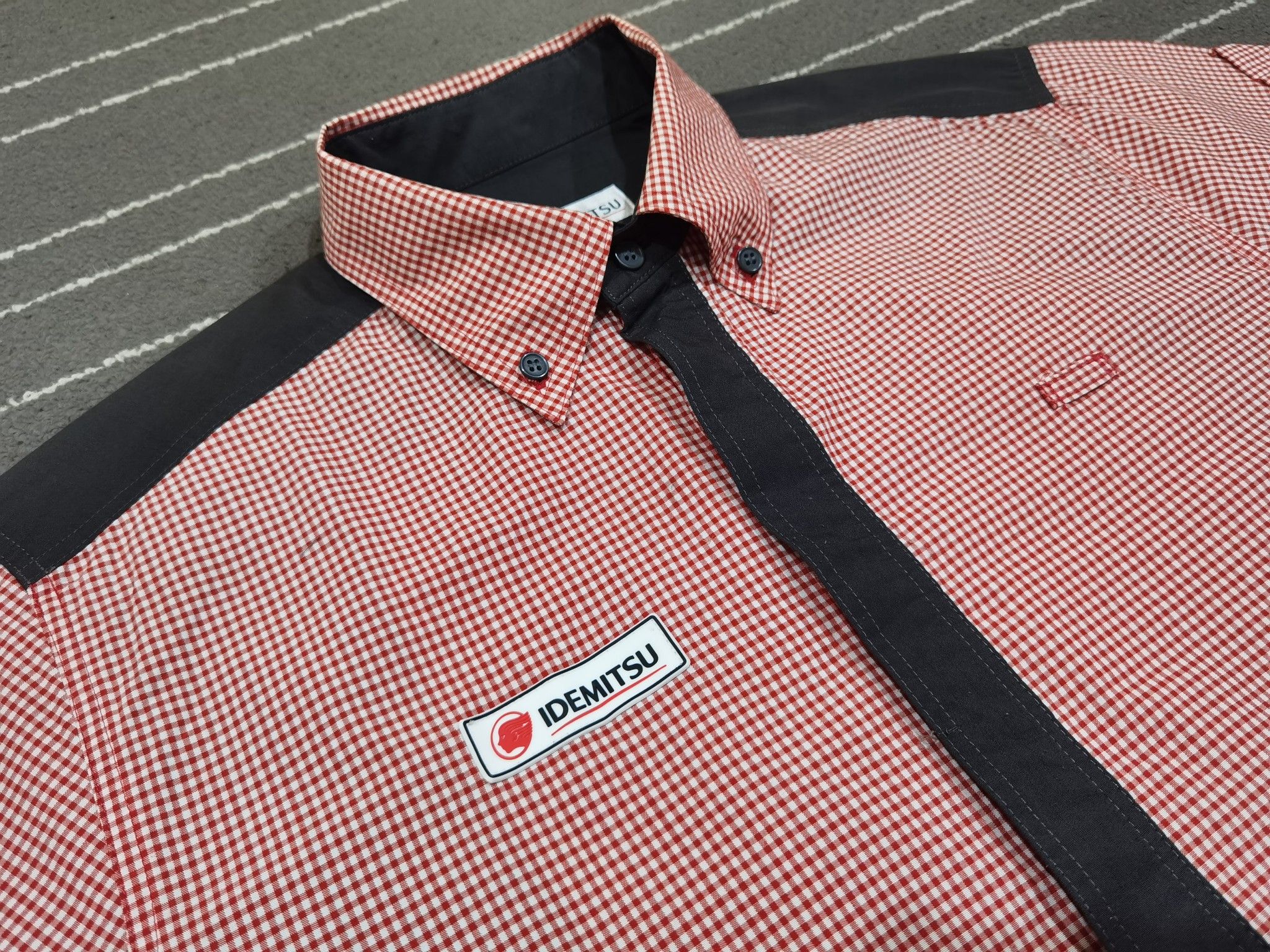 Japanese Brand IDEMITSU X JDM X motorsports button up M 8129 Size US M / EU 48-50 / 2 - 8 Thumbnail