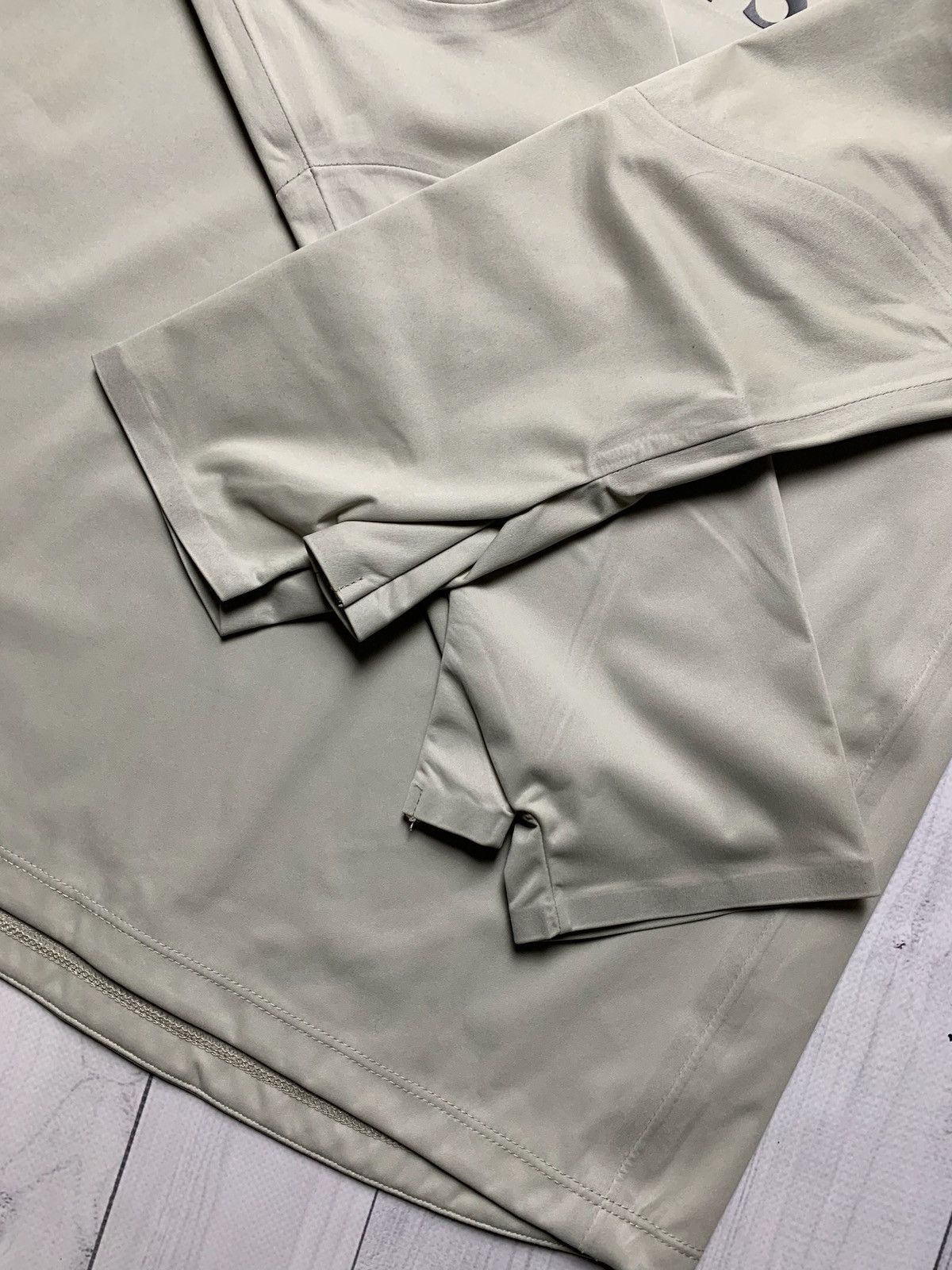 Jordan Brand Jordan x PSG soccer jacket size M beige rare Qatar Size US M / EU 48-50 / 2 - 3 Thumbnail