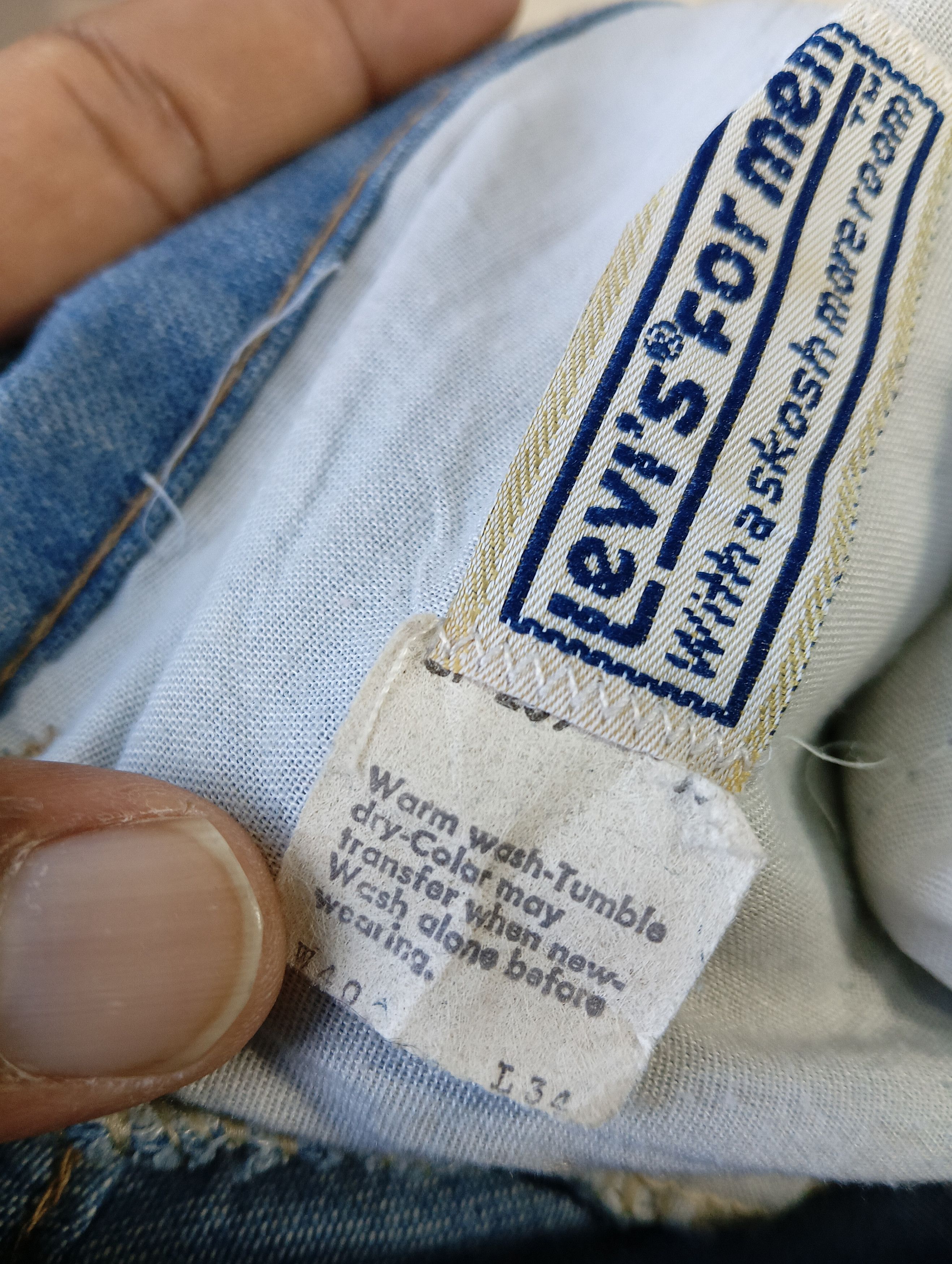Levi's vintage LEVIS ORANGE TAB 80s VINTAGE DISTREESED JEANS Size US 40 / EU 56 - 8 Thumbnail