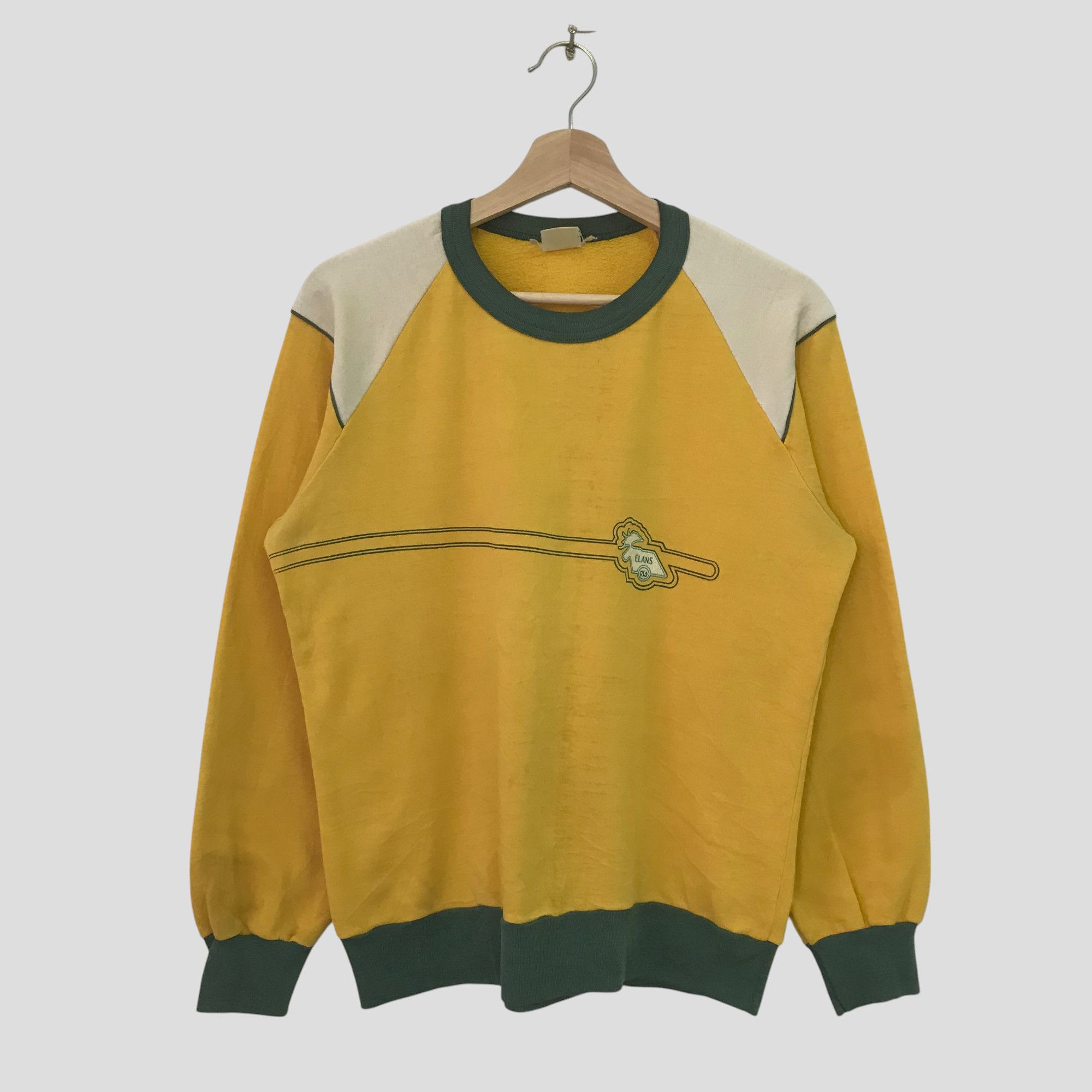 Japanese Brand Vintage 80's Retro Raglan - 04 Size US S / EU 44-46 / 1 - 1 Thumbnail
